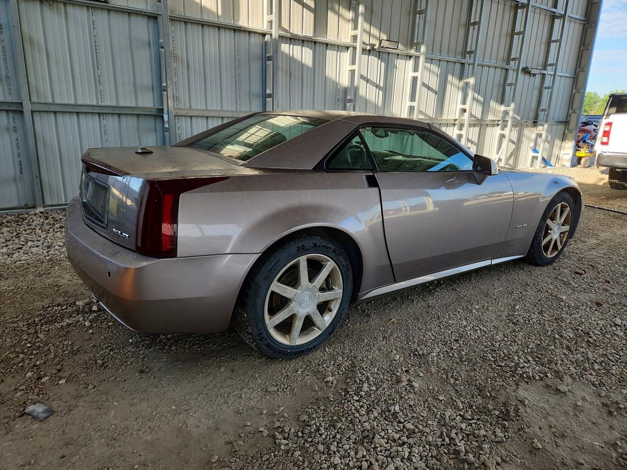 2005 Cadillac Xlr Silver vin: 1G6YV34A855602585