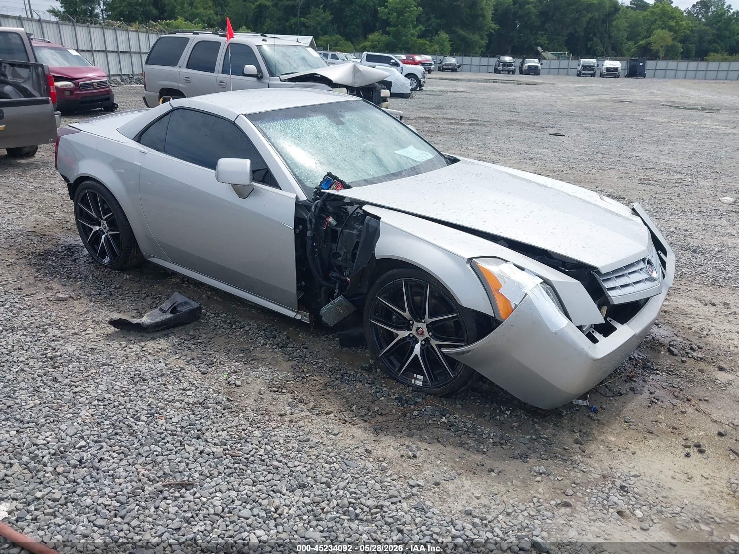 2005 Cadillac Xlr Standard Silver vin: 1G6YV34A855603560
