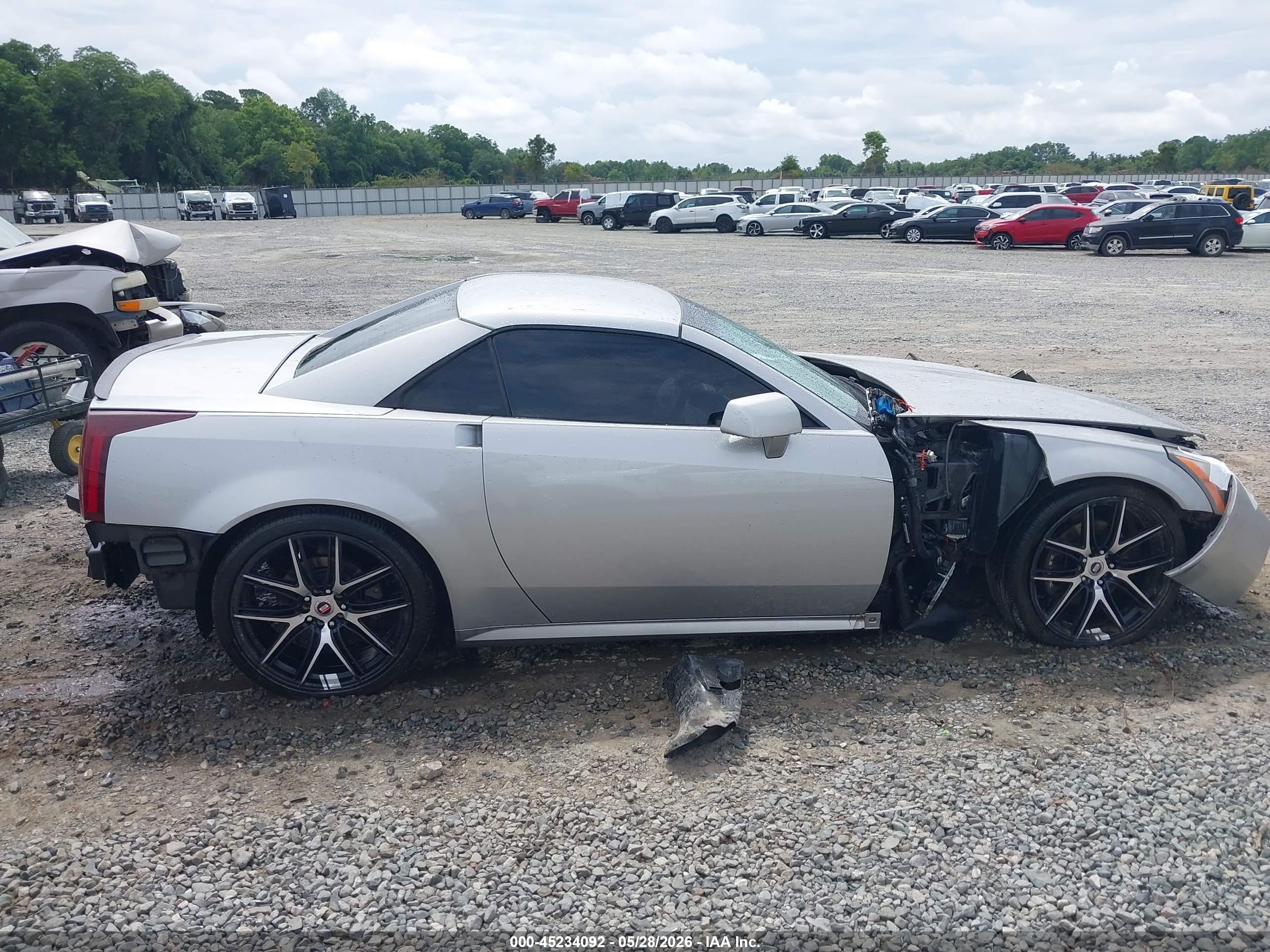 2005 Cadillac Xlr Standard Silver vin: 1G6YV34A855603560