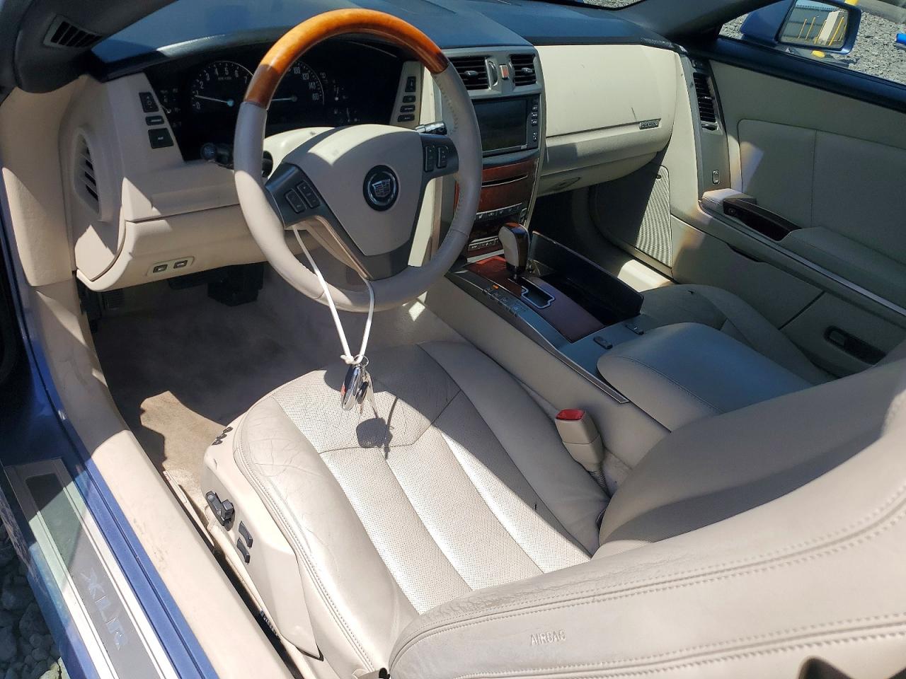 2006 Cadillac Xlr Blue vin: 1G6YV36A665600901