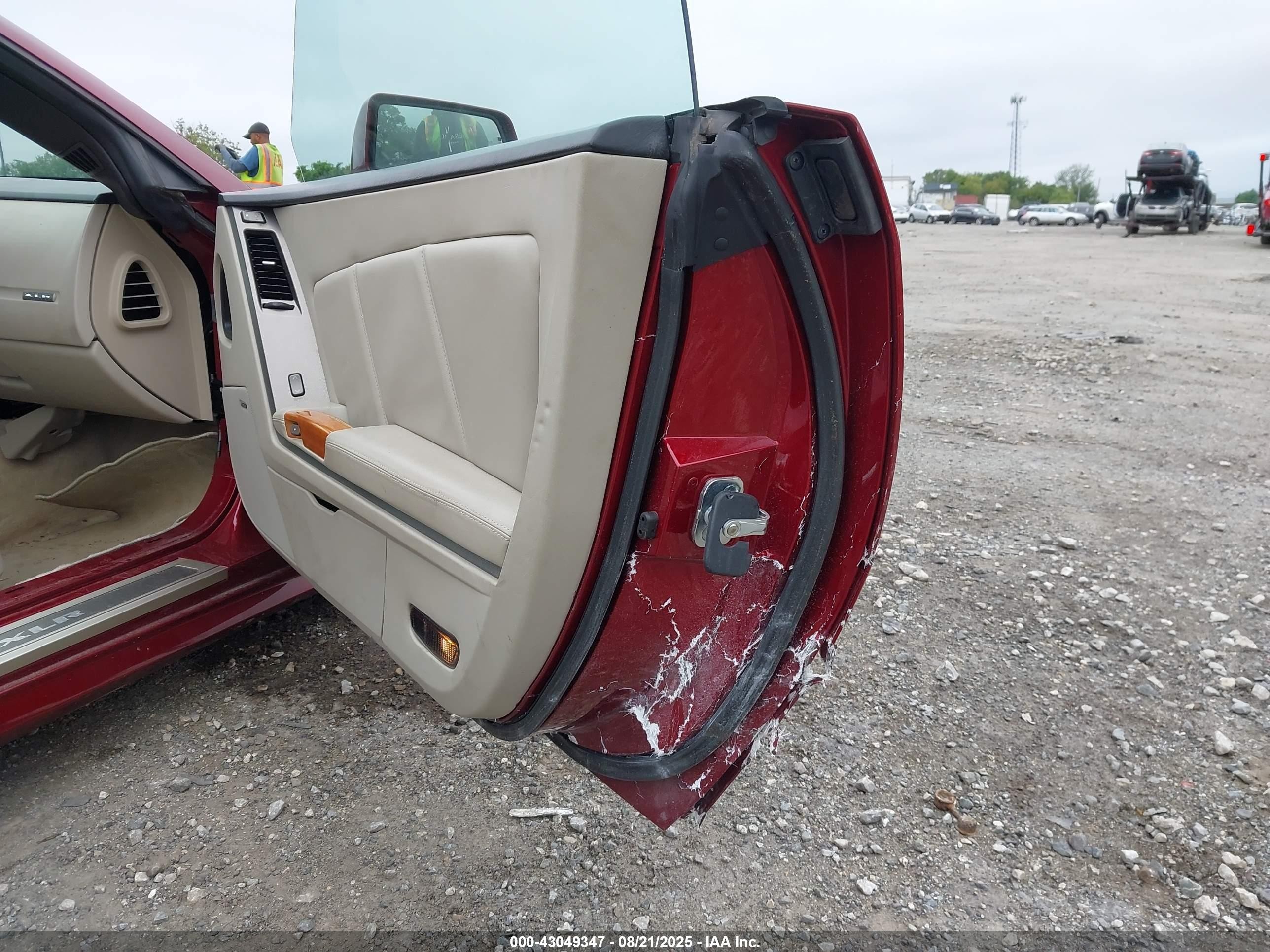 2006 Cadillac Xlr Standard Red vin: 1G6YV36A665602499