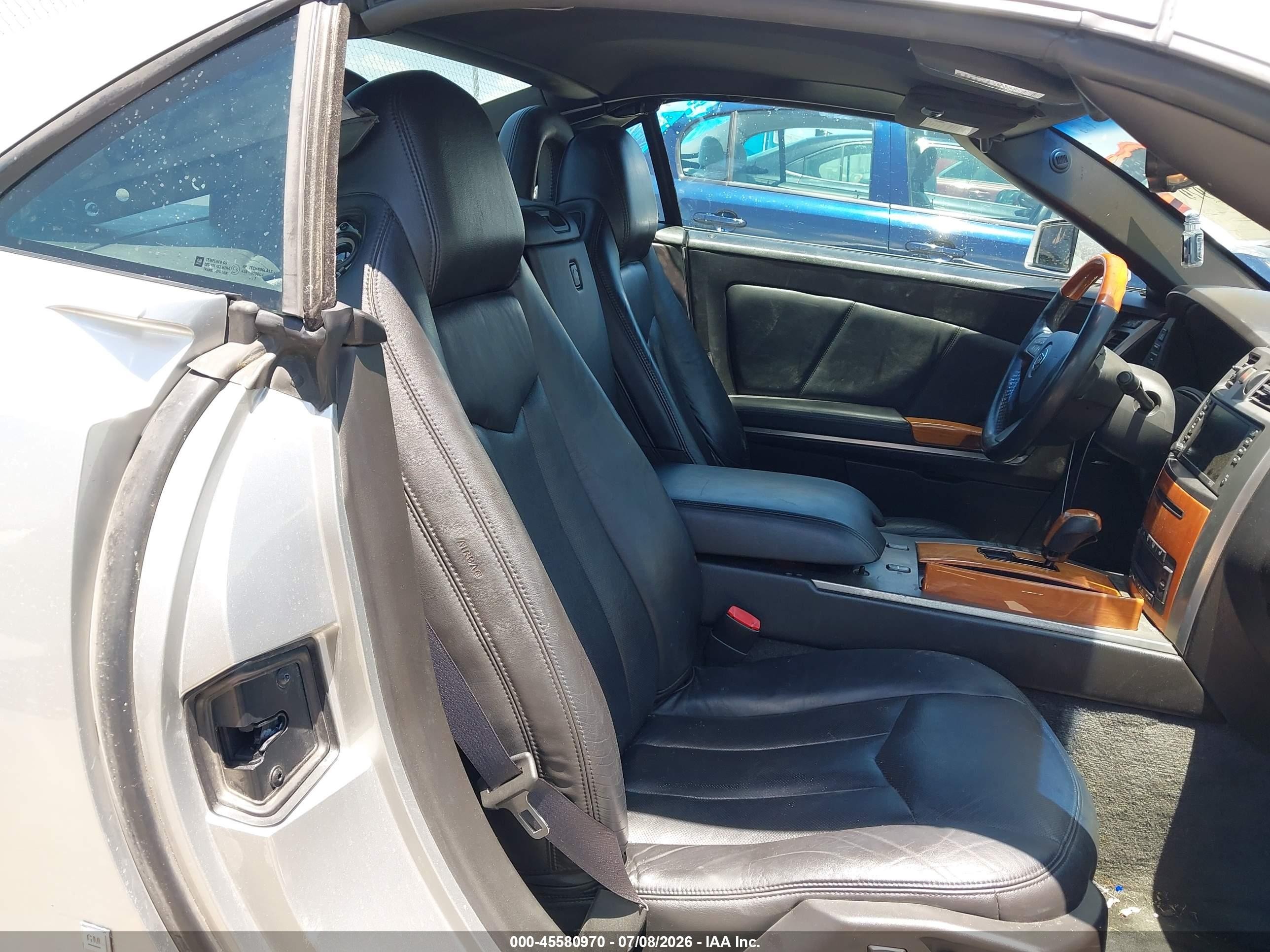 2008 Cadillac Xlr   Silver vin: 1G6YV36A685601324