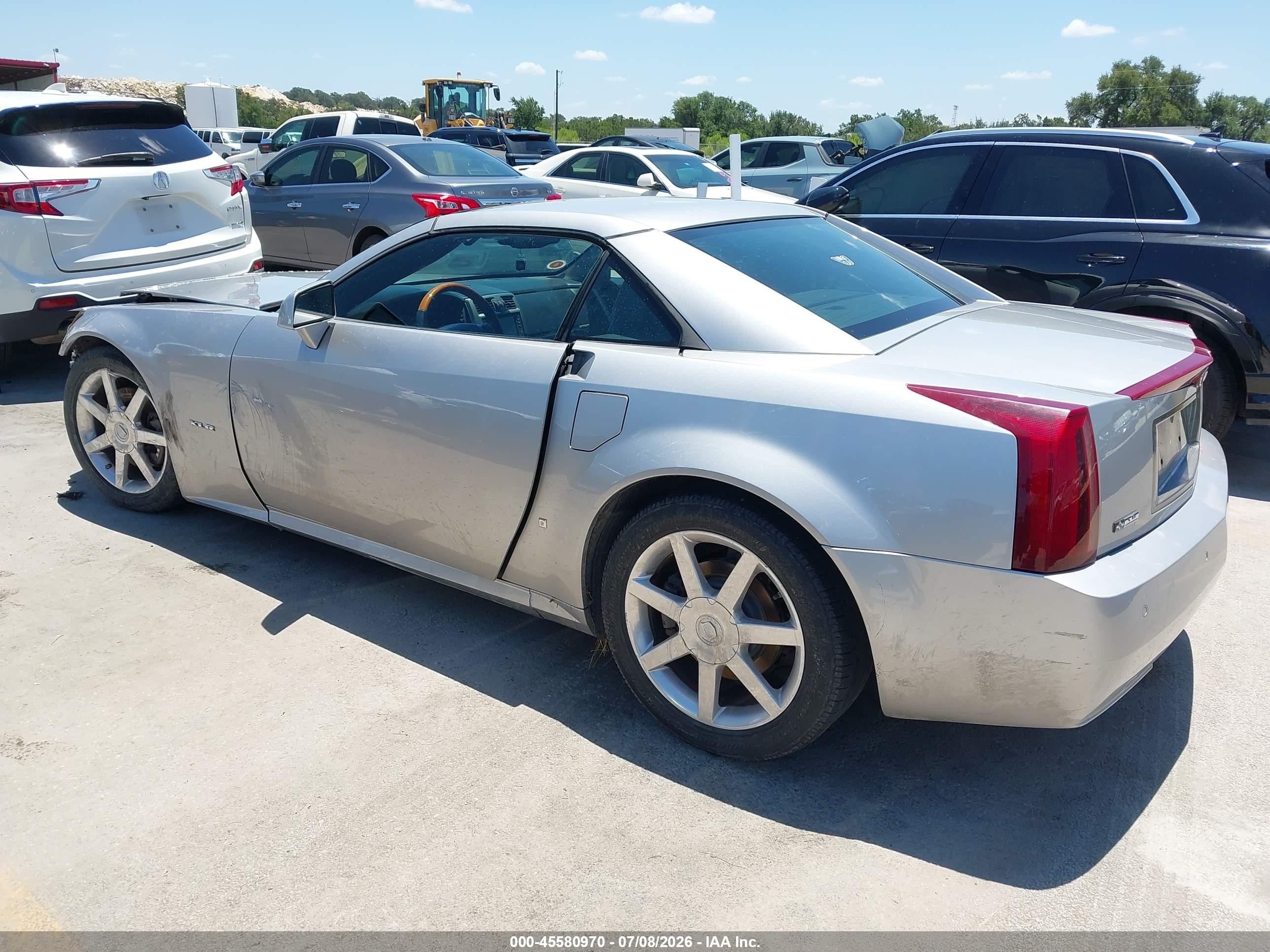 2008 Cadillac Xlr   Silver vin: 1G6YV36A685601324