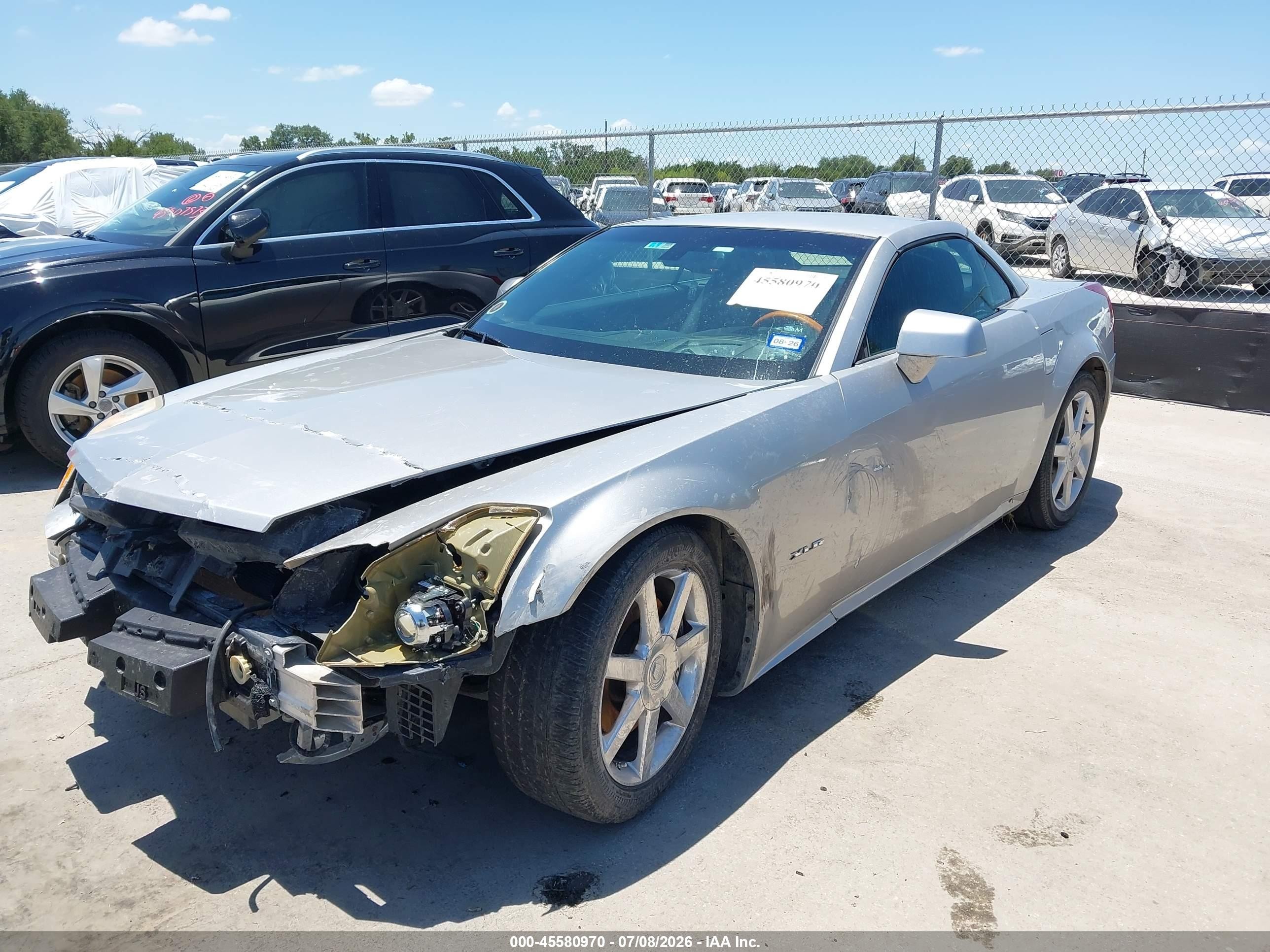 2008 Cadillac Xlr   Silver vin: 1G6YV36A685601324