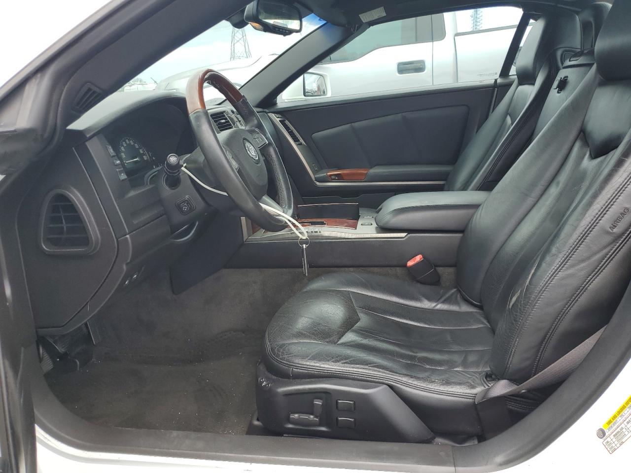 2008 Cadillac Xlr White vin: 1G6YV36A785600926