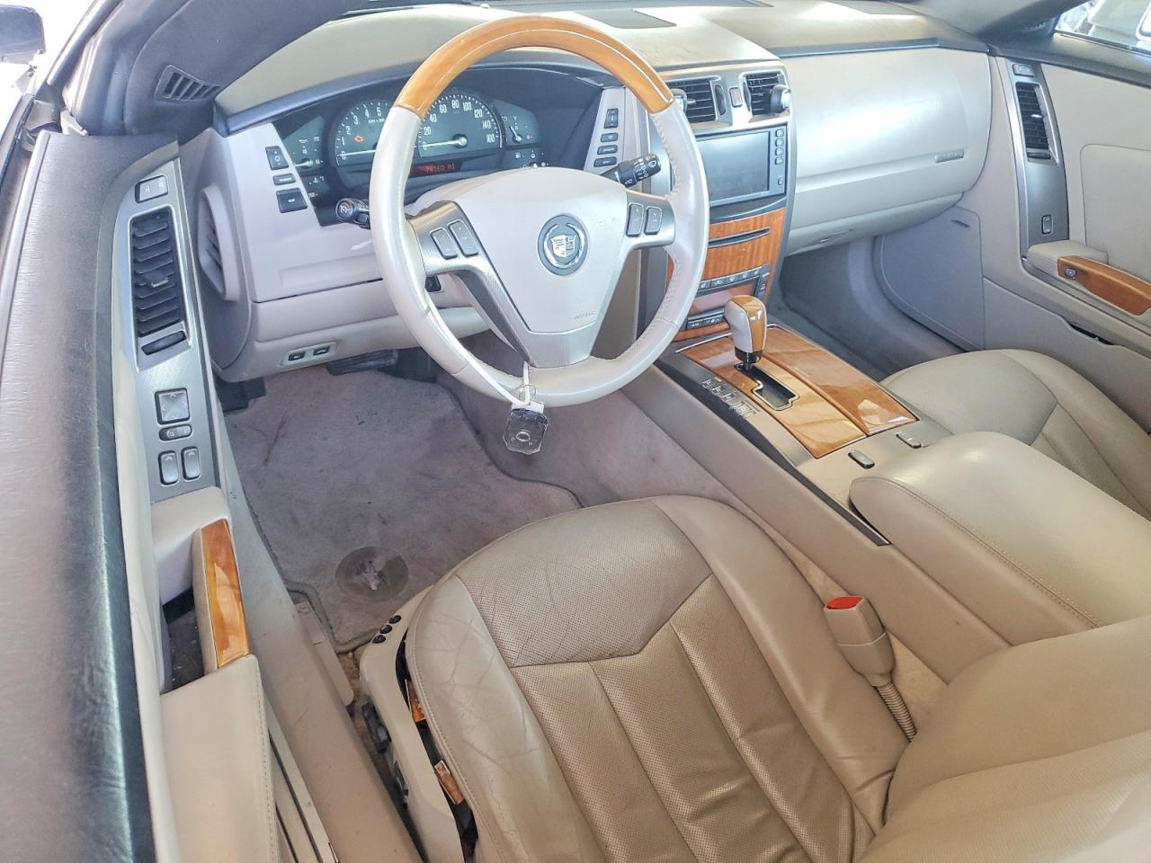 2006 Cadillac Xlr Silver vin: 1G6YV36A965600004
