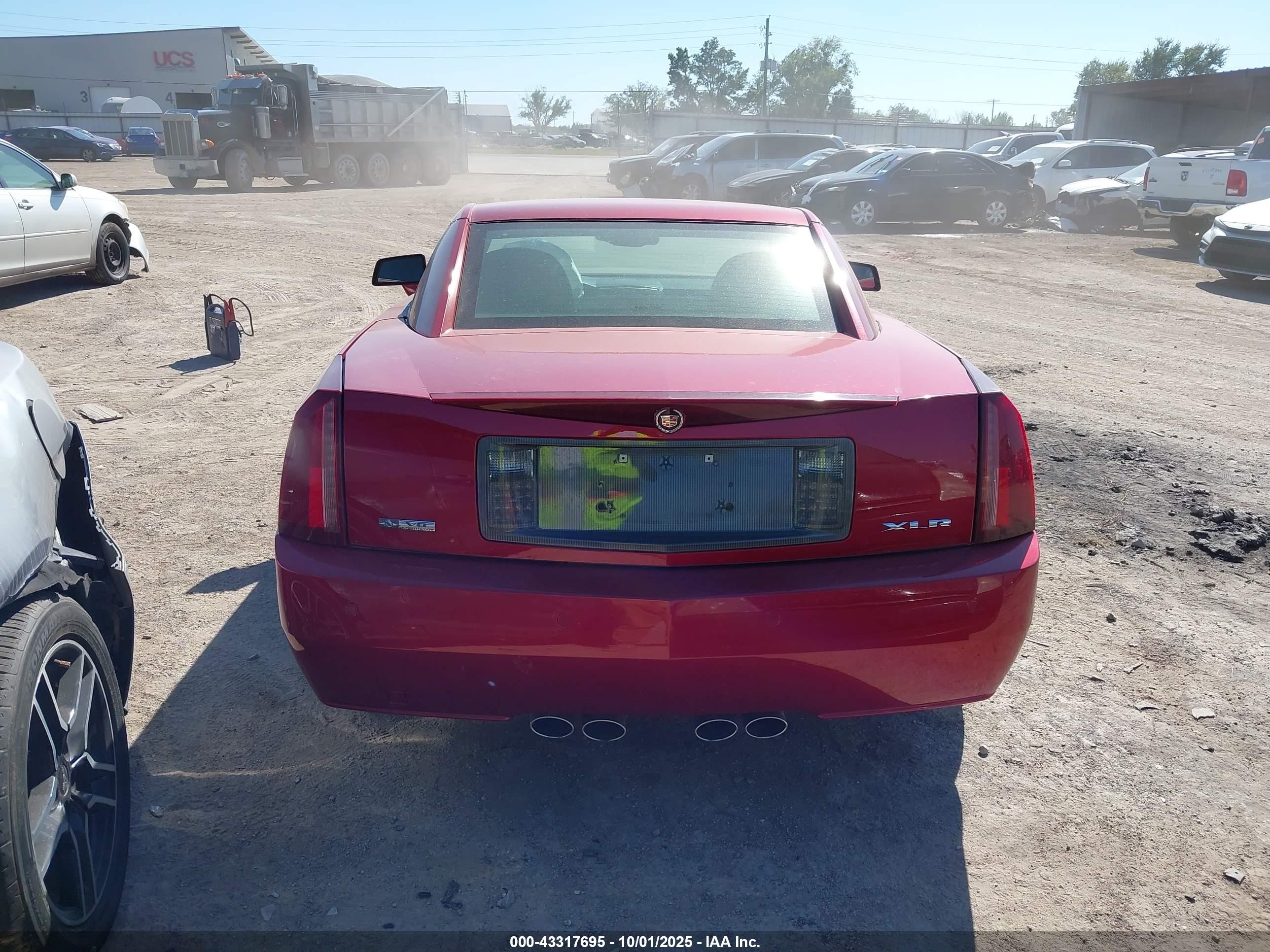 2008 Cadillac Xlr Standard Red vin: 1G6YV36A985600619