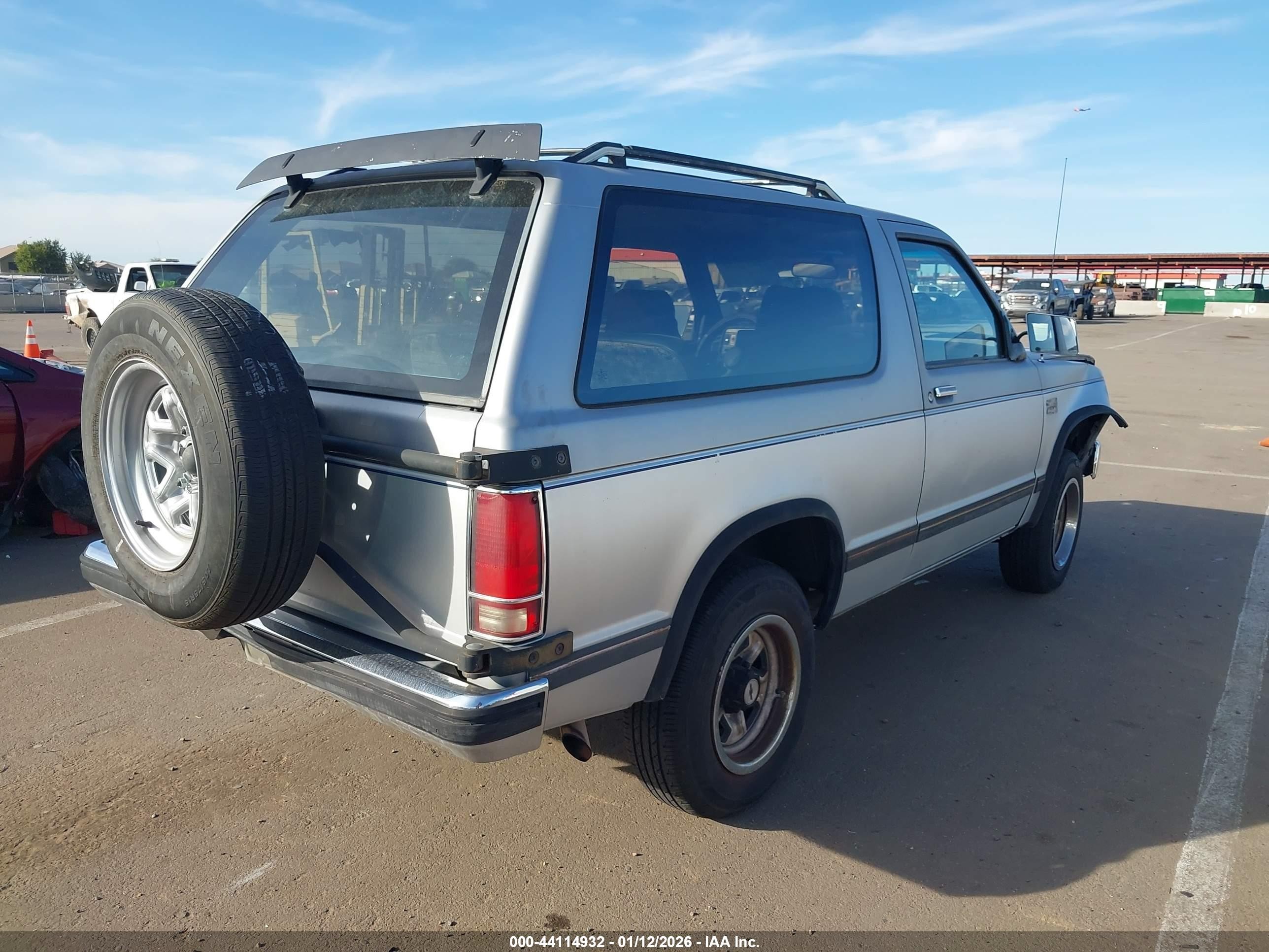 1986 Chevrolet Blazer S10 Silver vin: 1G8CS18R6G8193471