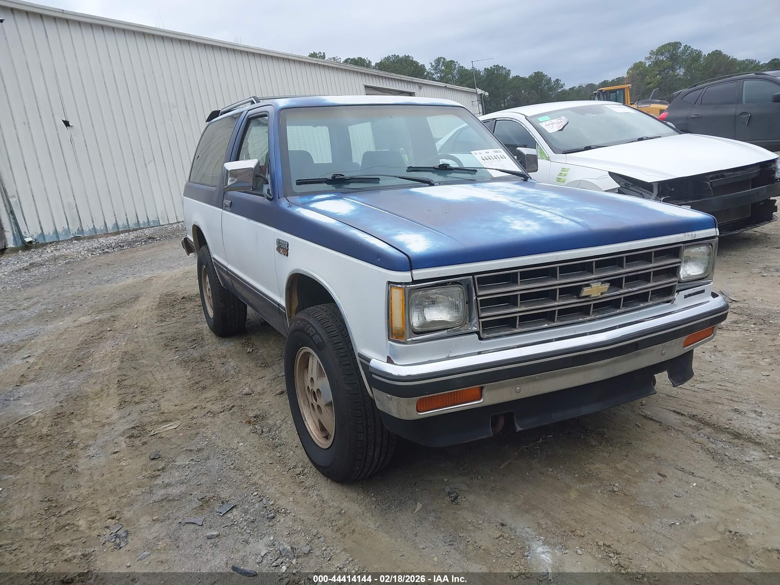 1986 Chevrolet Blazer S10 Blue vin: 1G8CT18R2G8203684