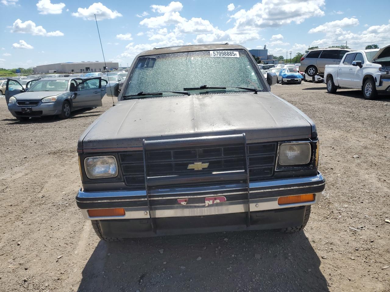 1986 Chevrolet Blazer S10 Серый vin: 1G8CT18R3G0142280