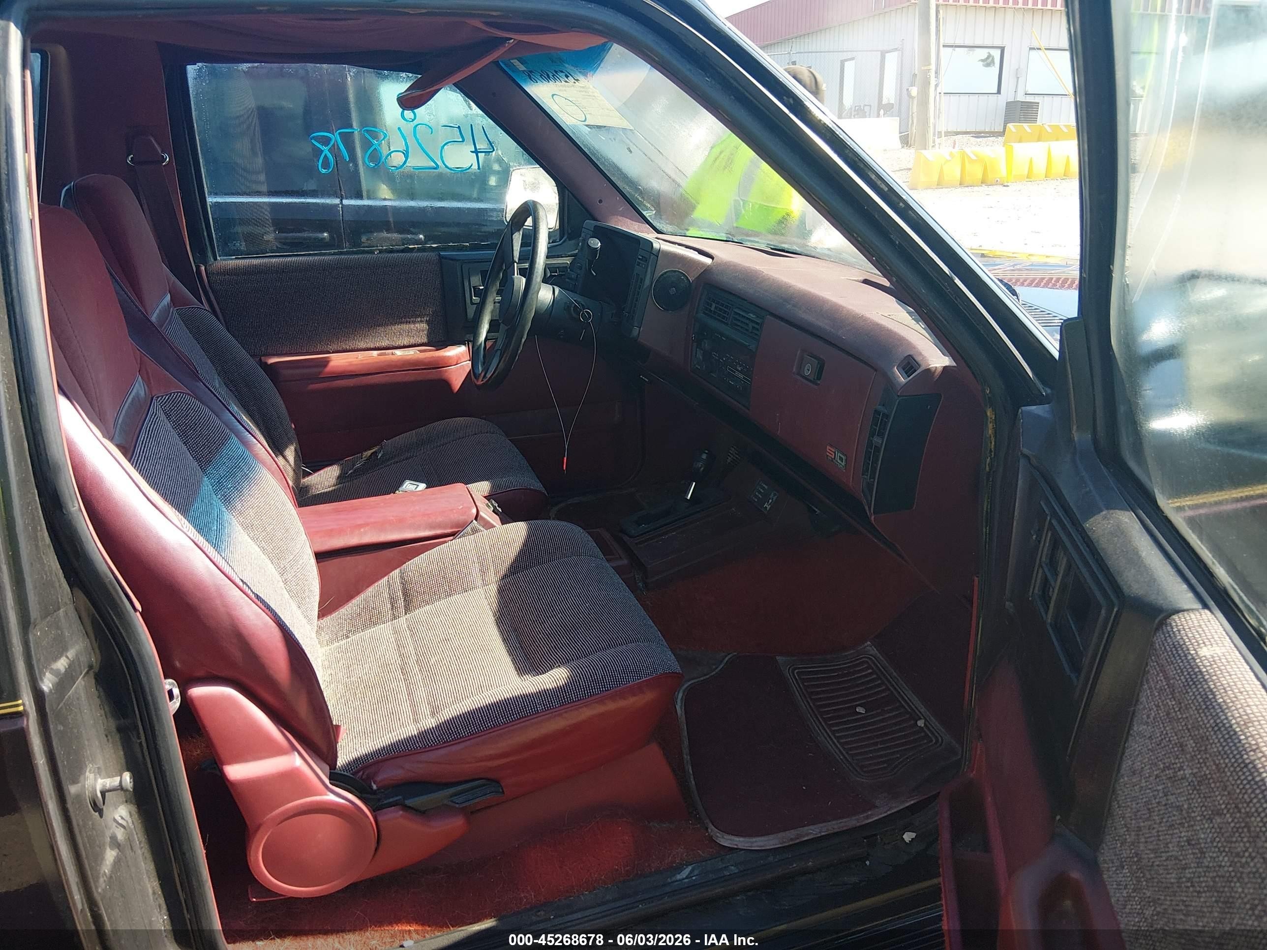1986 Chevrolet Blazer S10 Black vin: 1G8CT18R6G8134501