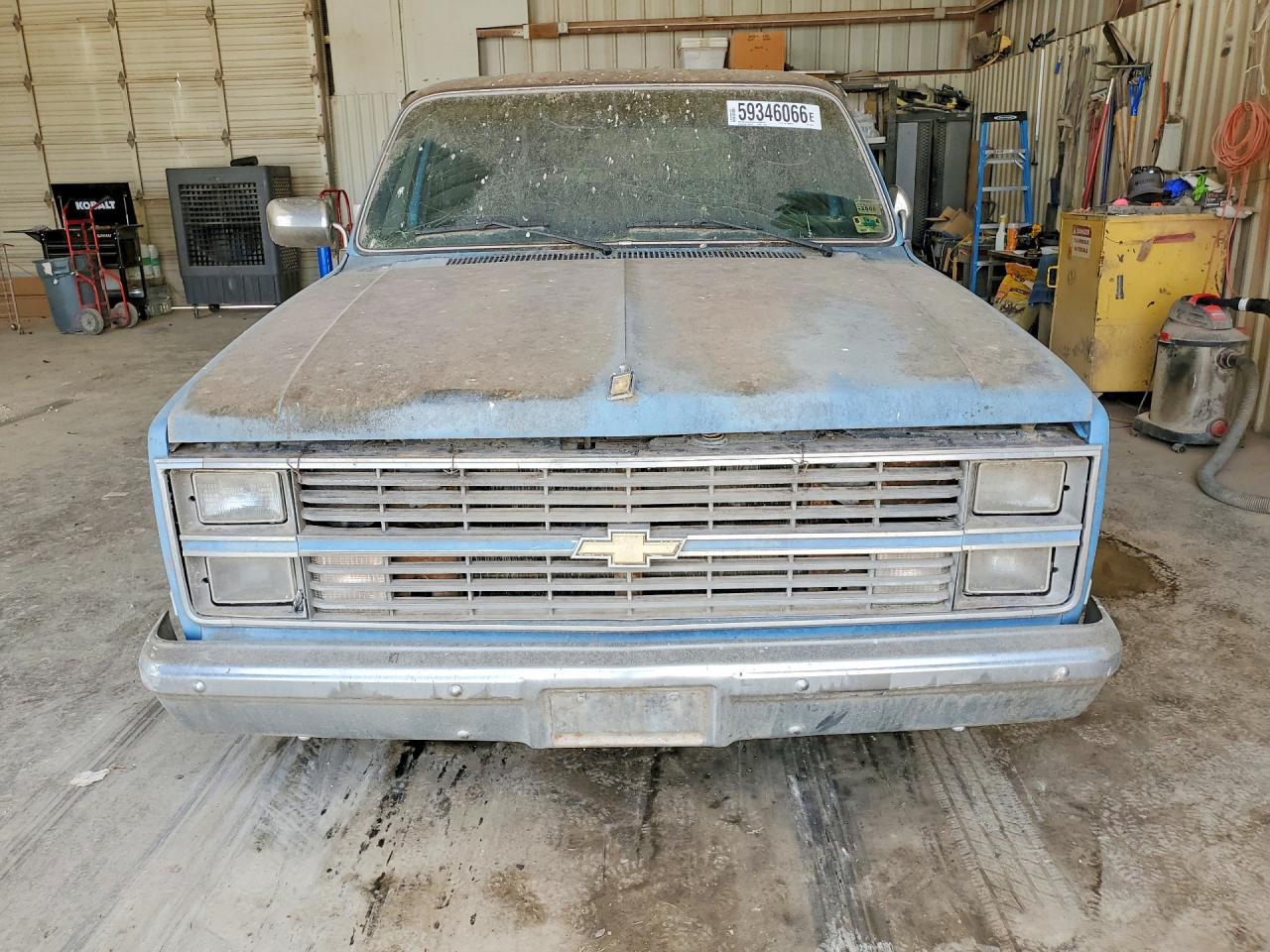 1984 Chevrolet Suburban C10 Blue vin: 1G8EC16L4EF128132