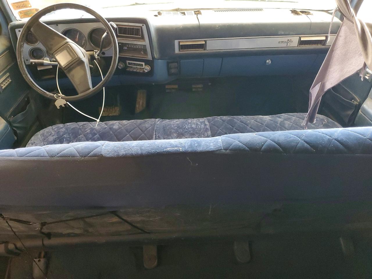 1984 Chevrolet Suburban C10 Blue vin: 1G8EC16L4EF128132