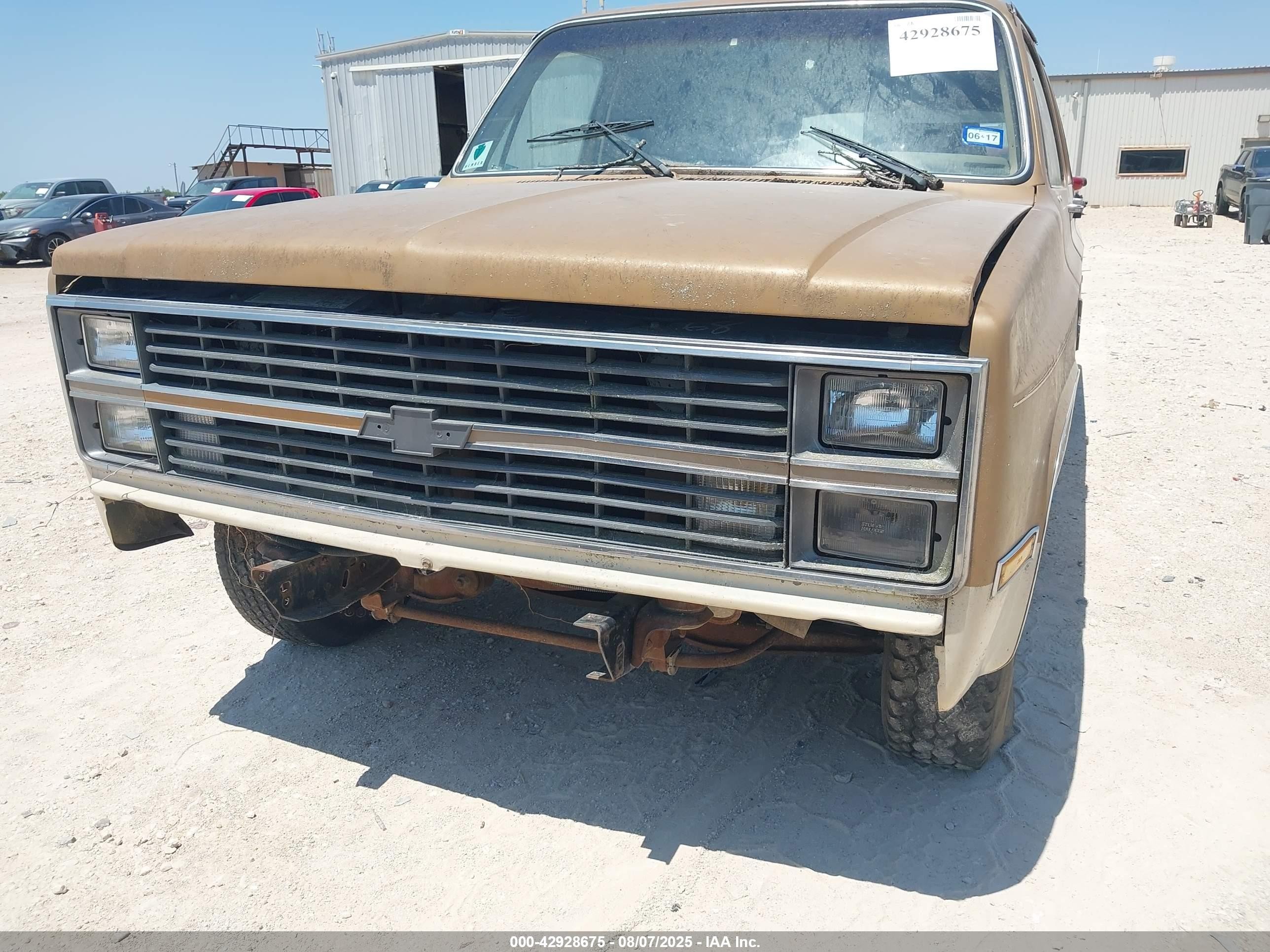 1984 Chevrolet Suburban C10 Brown vin: 1G8EC16LXEF197925