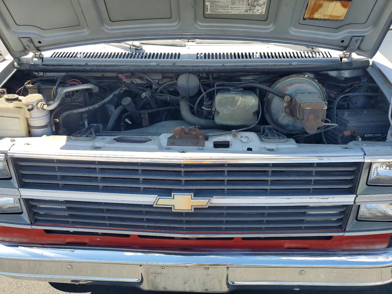 1983 Chevrolet G20 Gray vin: 1G8EG25L4D7141306