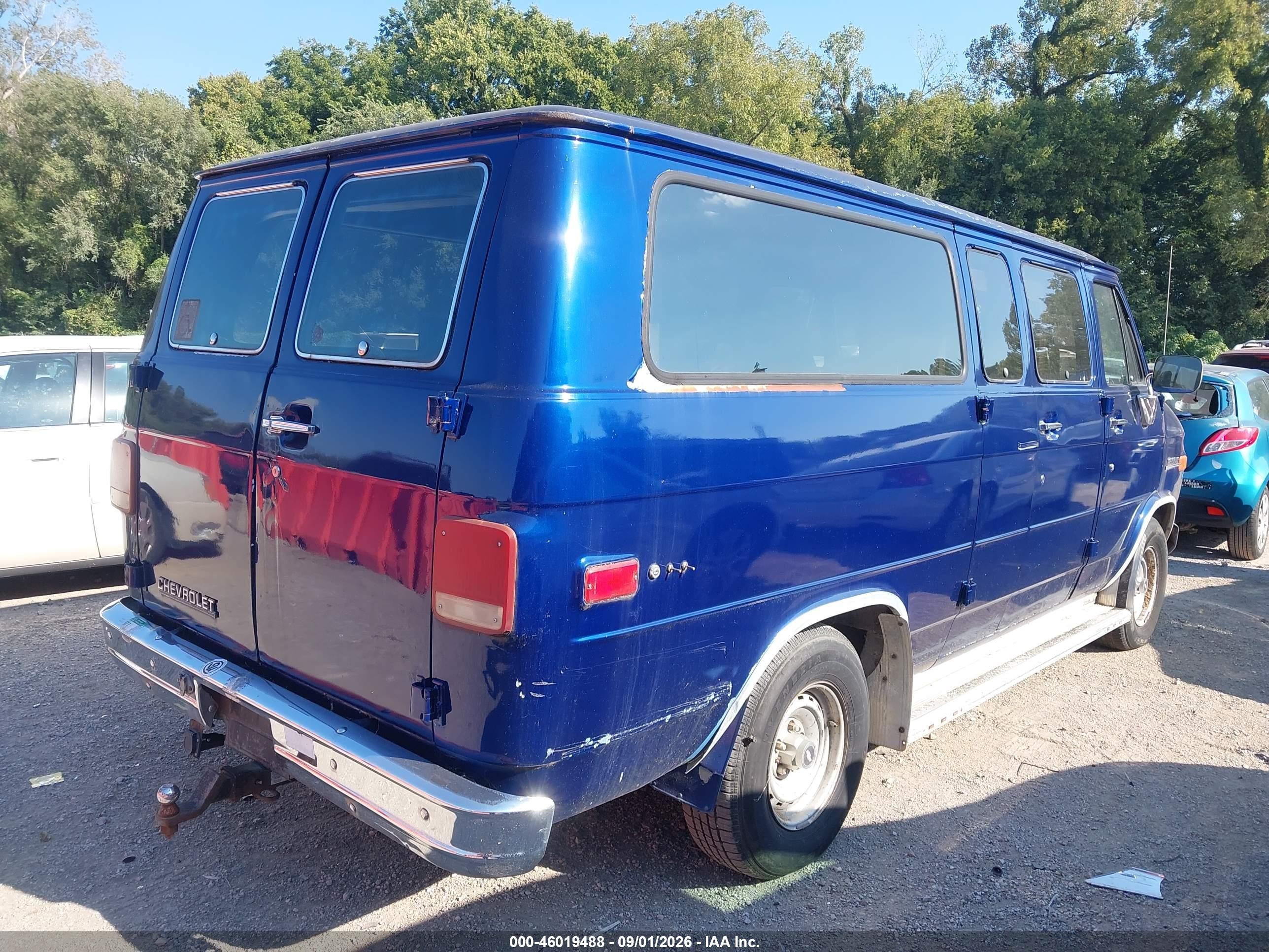 1986 Chevrolet G20   Dark Blue vin: 1G8EG25L5G7191863
