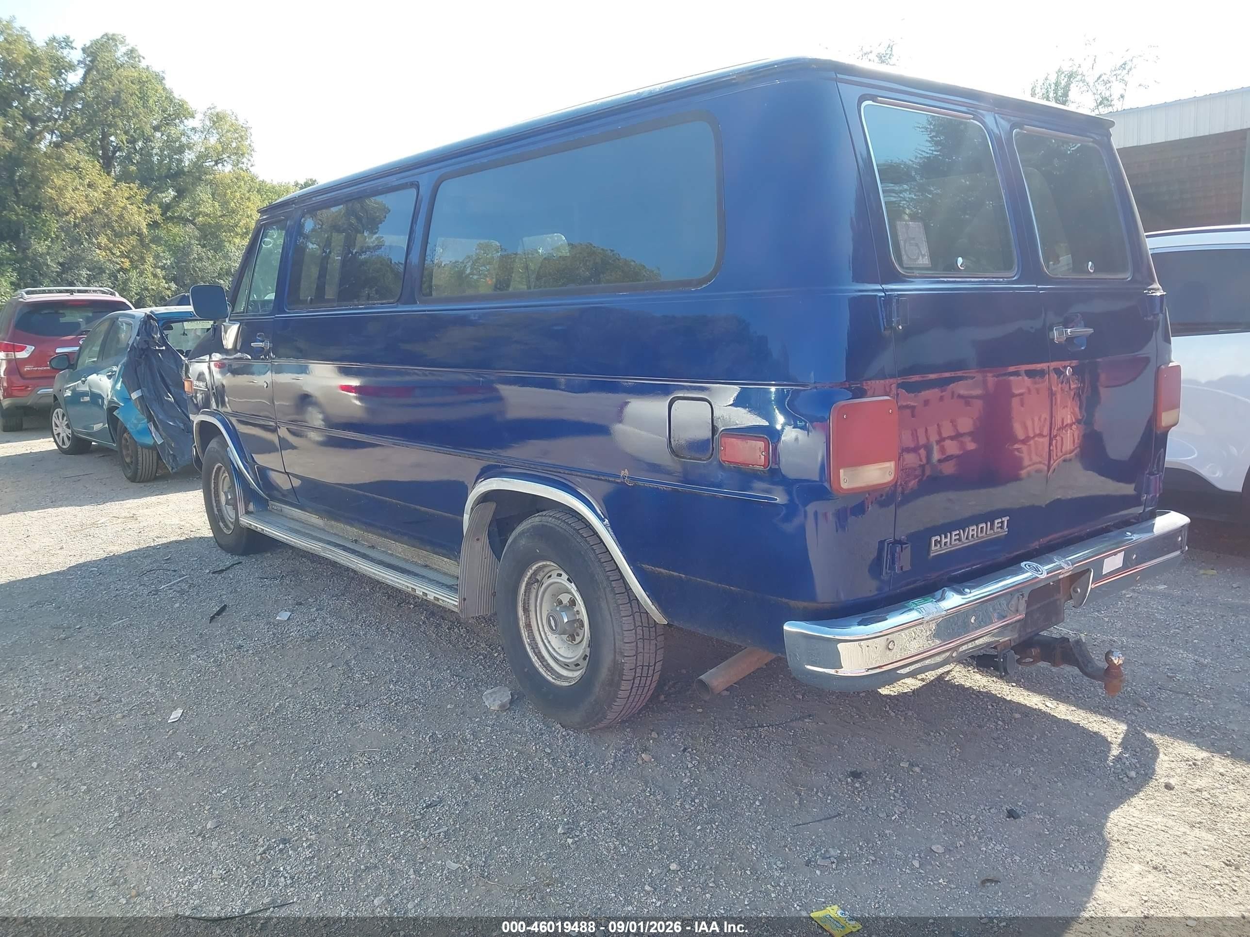 1986 Chevrolet G20   Dark Blue vin: 1G8EG25L5G7191863