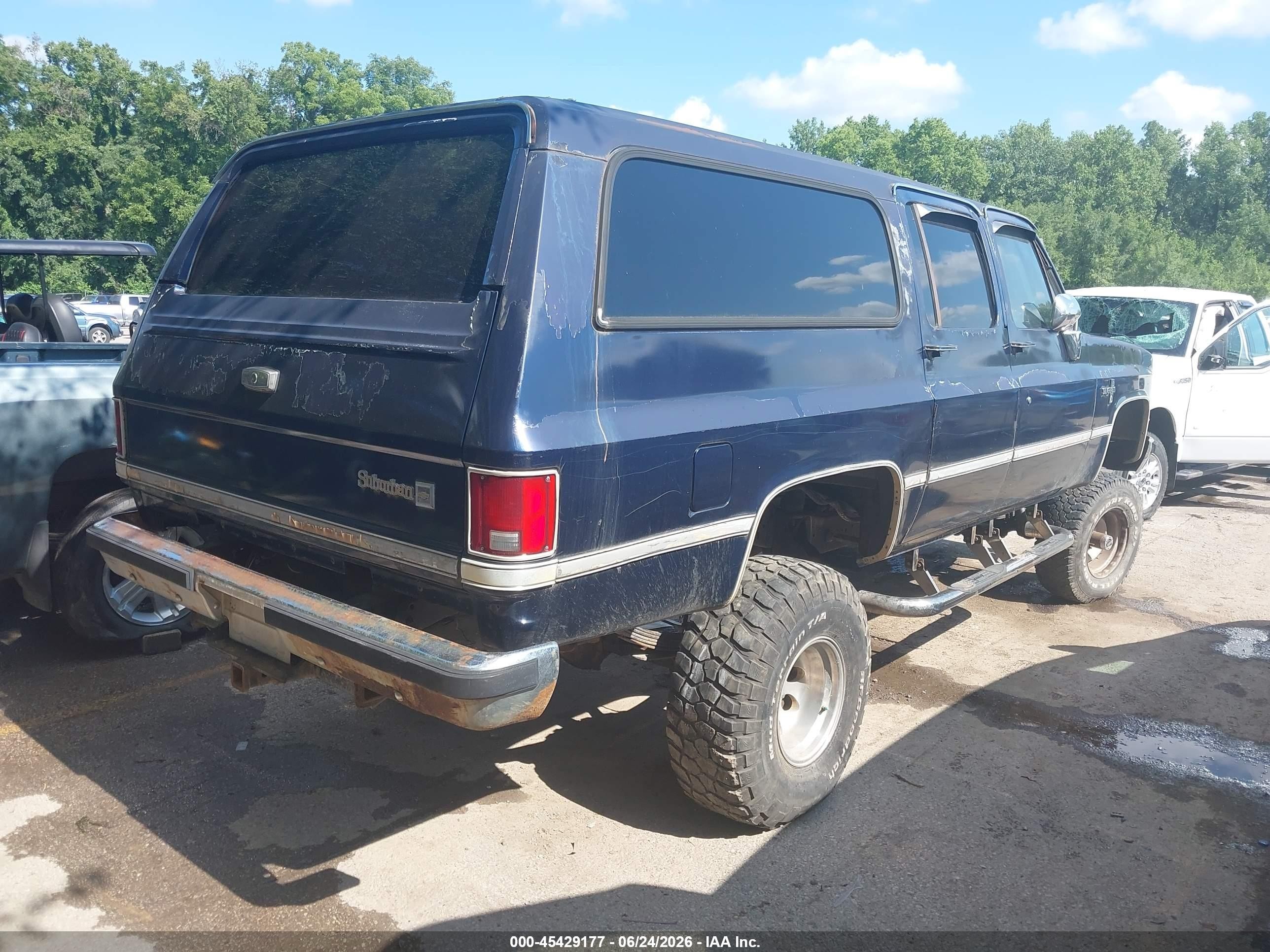 1985 Chevrolet Suburban K10 Blue vin: 1G8EK16L0FF165988