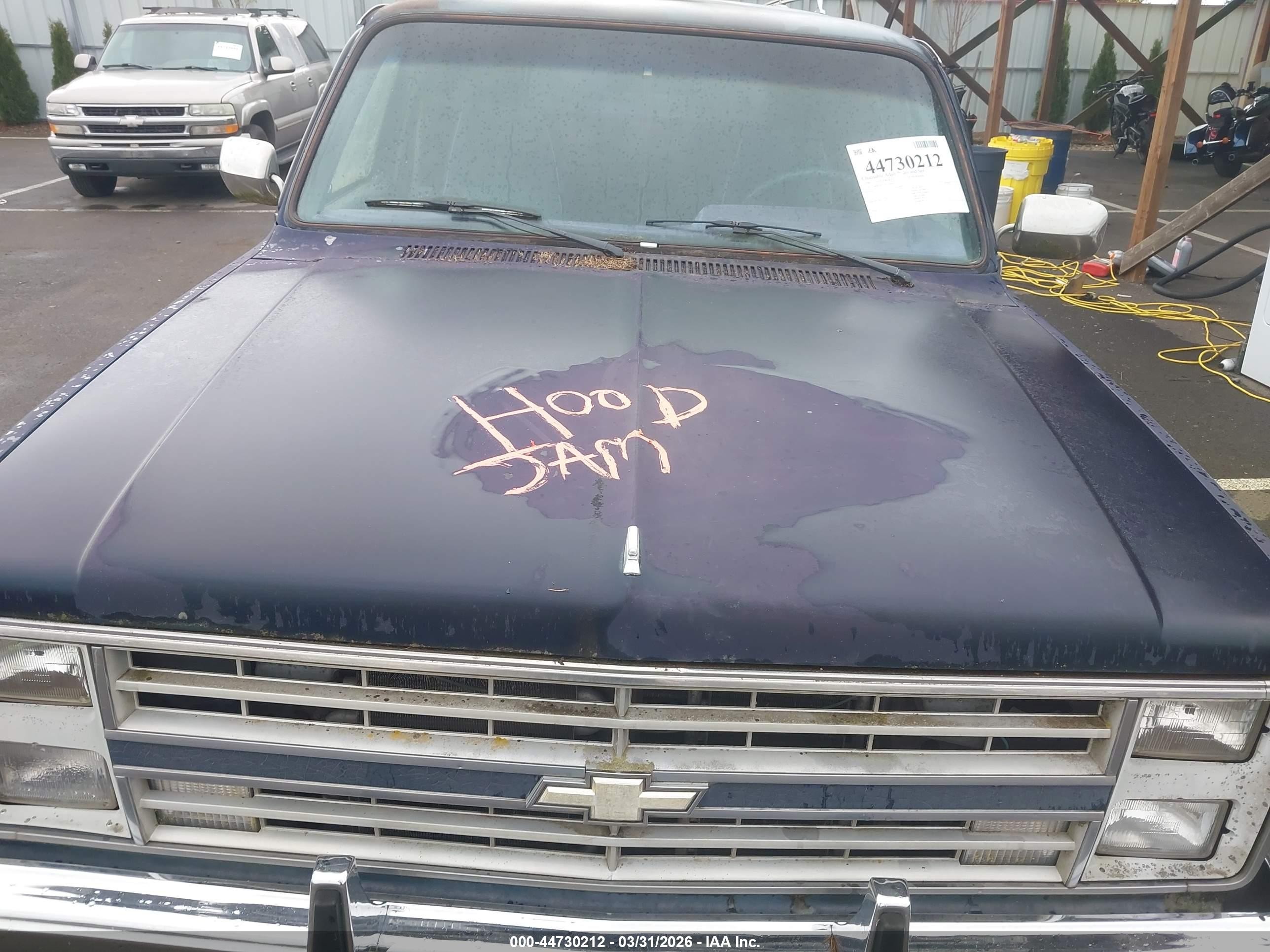 1986 Chevrolet Suburban K10 Blue vin: 1G8EK16L1GF130488