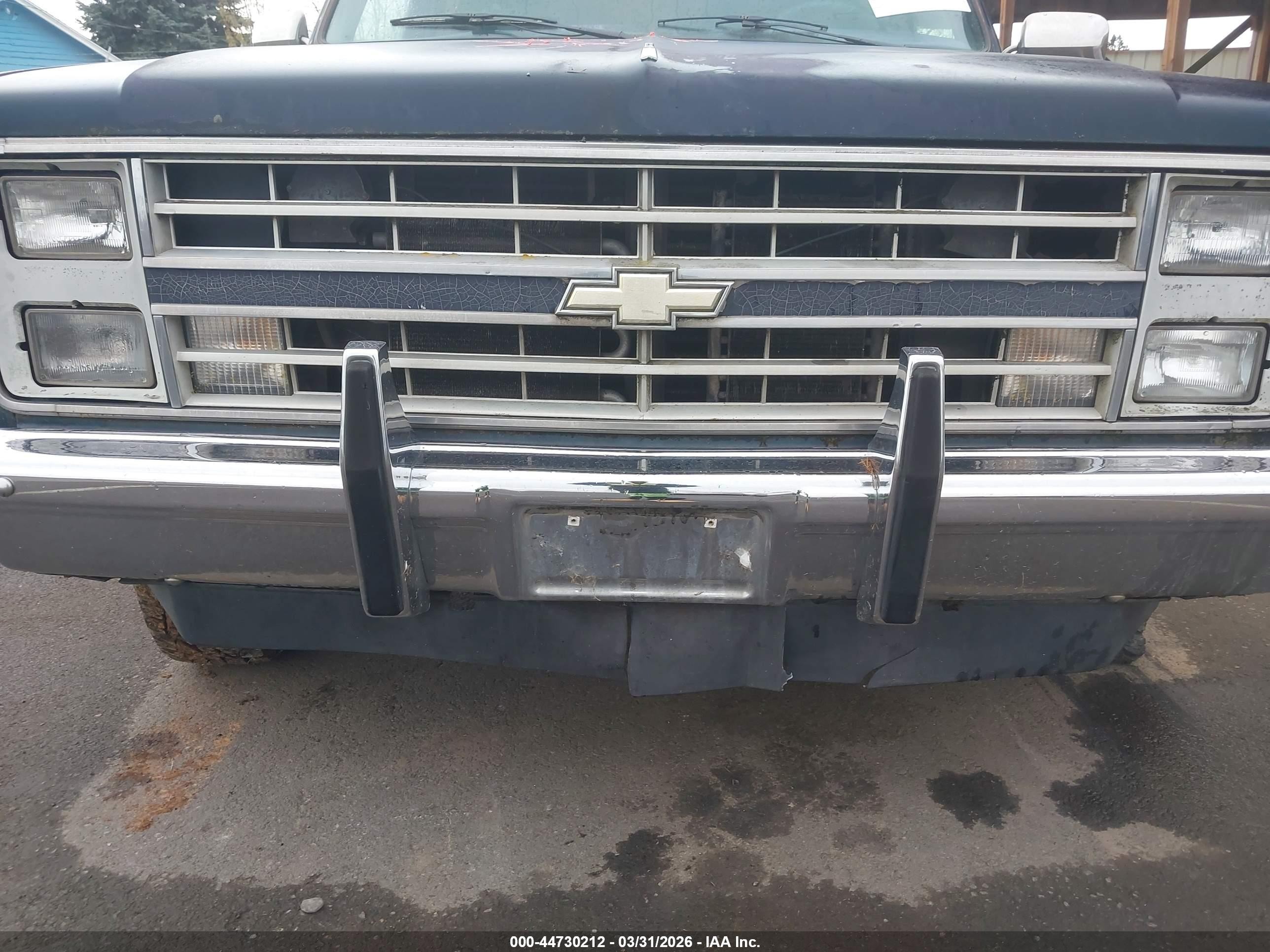 1986 Chevrolet Suburban K10 Blue vin: 1G8EK16L1GF130488