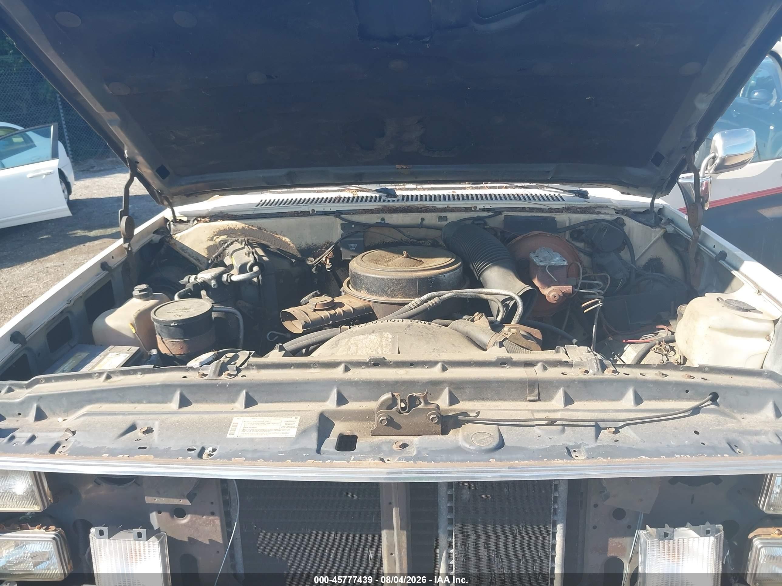 1986 Chevrolet Suburban C2 Burgundy vin: 1G8GC26M3GF116435