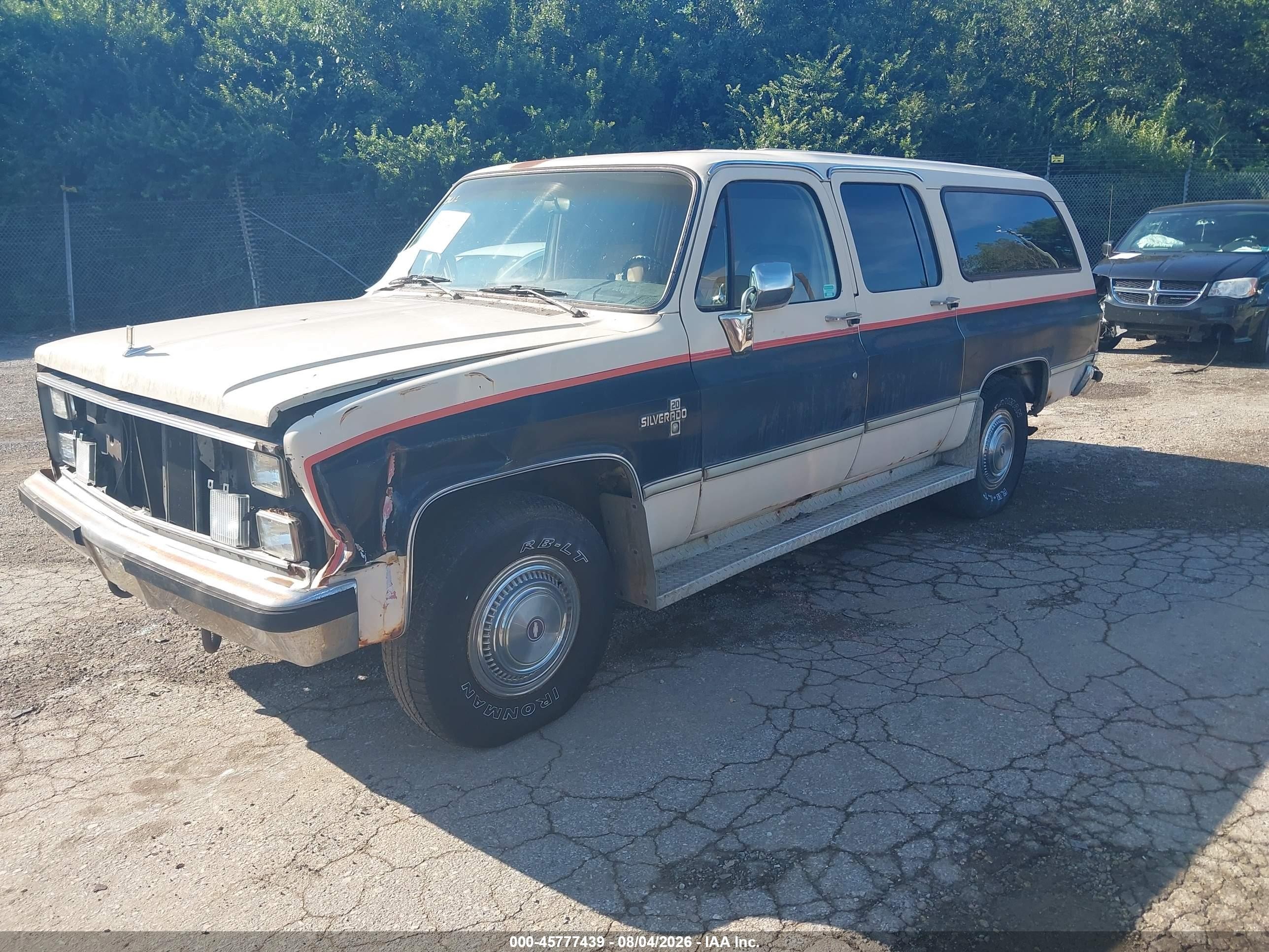 1986 Chevrolet Suburban C2 Burgundy vin: 1G8GC26M3GF116435