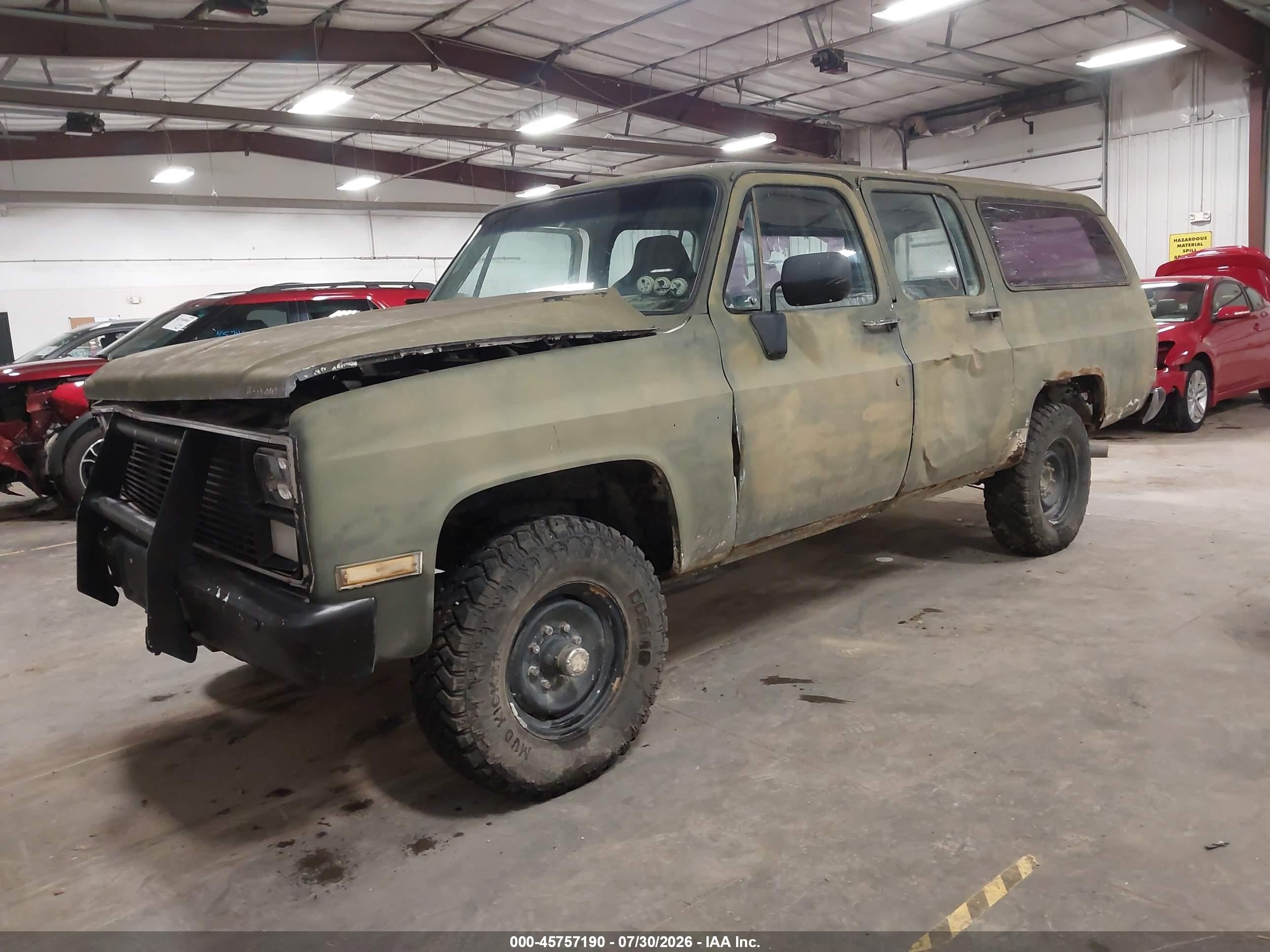 1983 Chevrolet Suburban K2 Зеленый vin: 1G8GK26M5DF162072