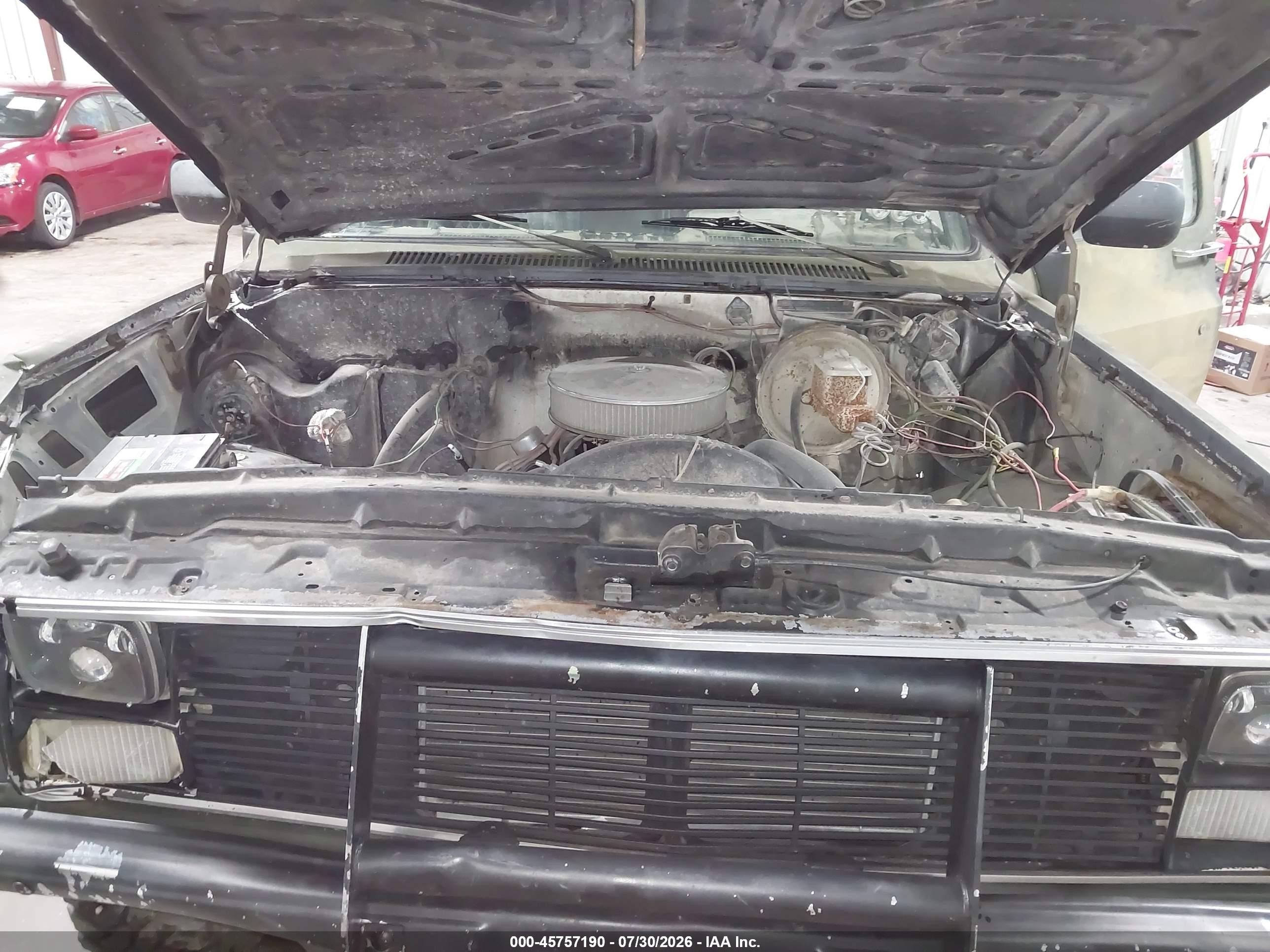 1983 Chevrolet Suburban K2 Зеленый vin: 1G8GK26M5DF162072