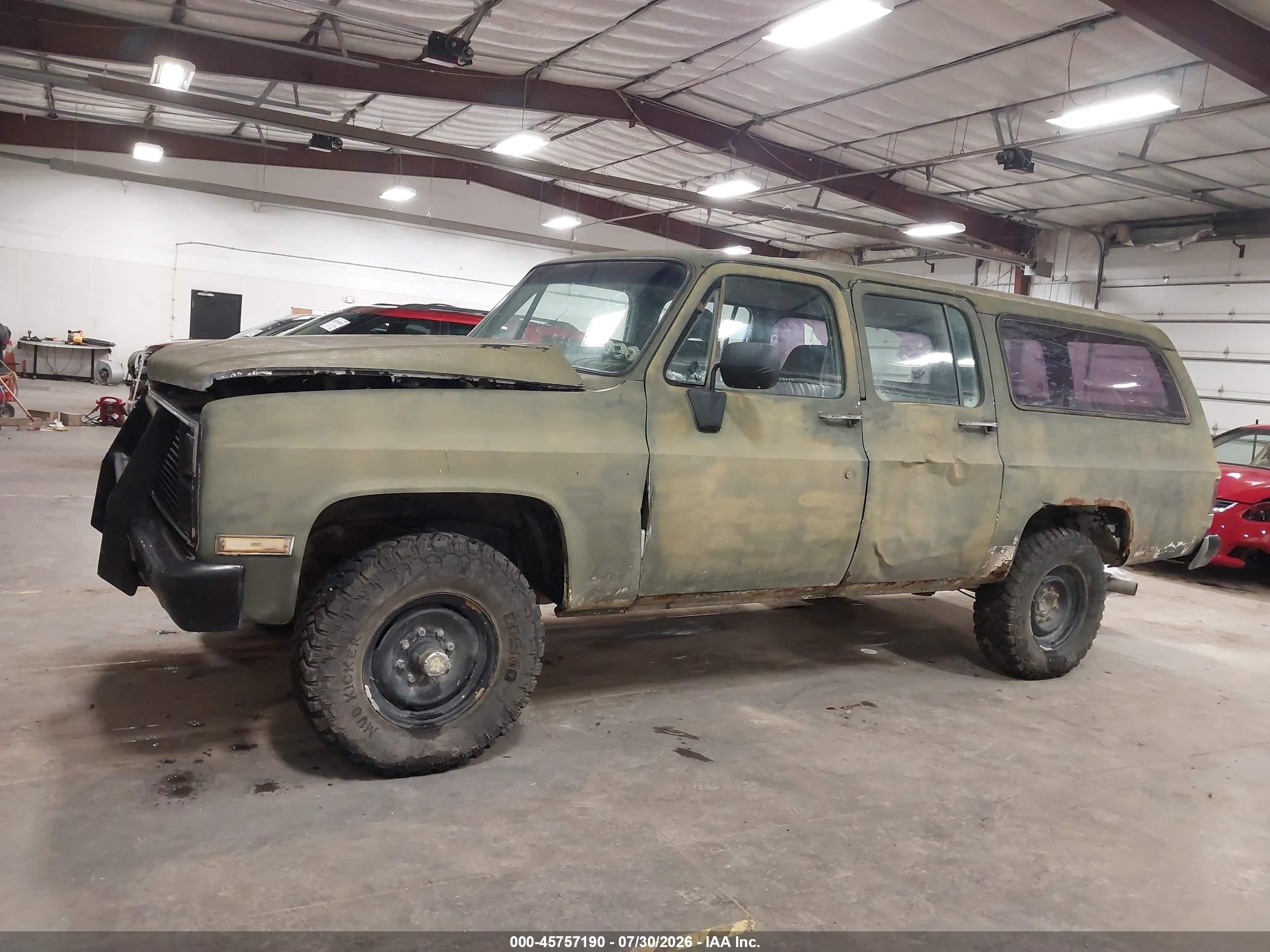 1983 Chevrolet Suburban K2 Зеленый vin: 1G8GK26M5DF162072