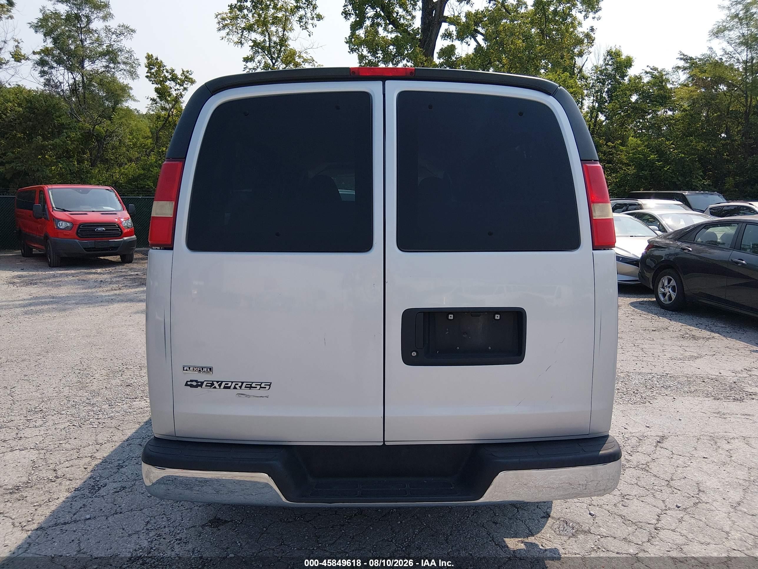 2010 Chevrolet Express 3500 Lt Серебряный vin: 1GA2G1DGXA1169013
