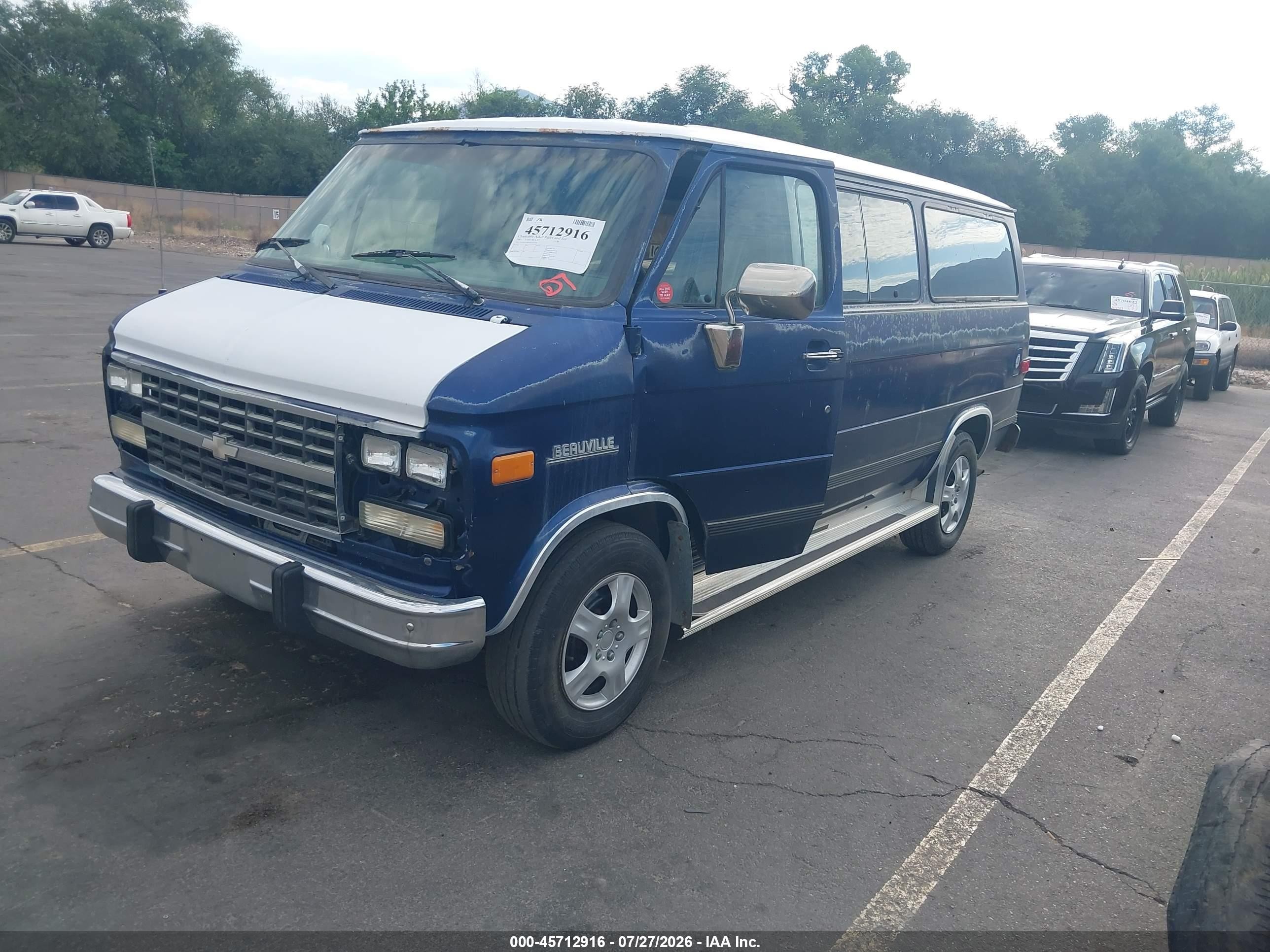 1995 Chevrolet G30 G30 Blue vin: 1GAGG35KXSF207249