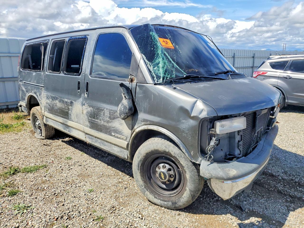 2000 Chevrolet Express G3500 Gray vin: 1GAHG35J2Y1180517