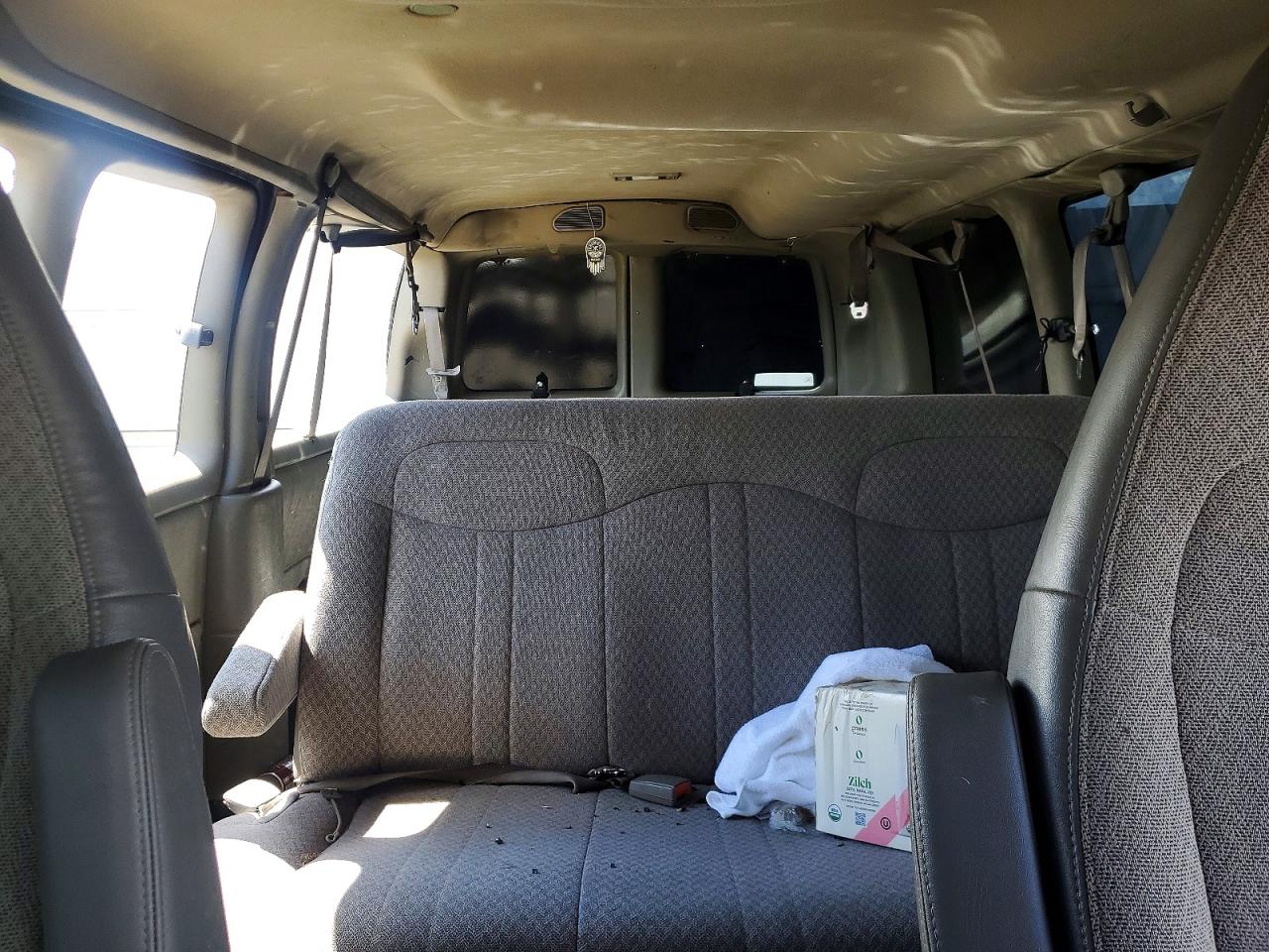 2000 Chevrolet Express G3500 Gray vin: 1GAHG35J2Y1180517