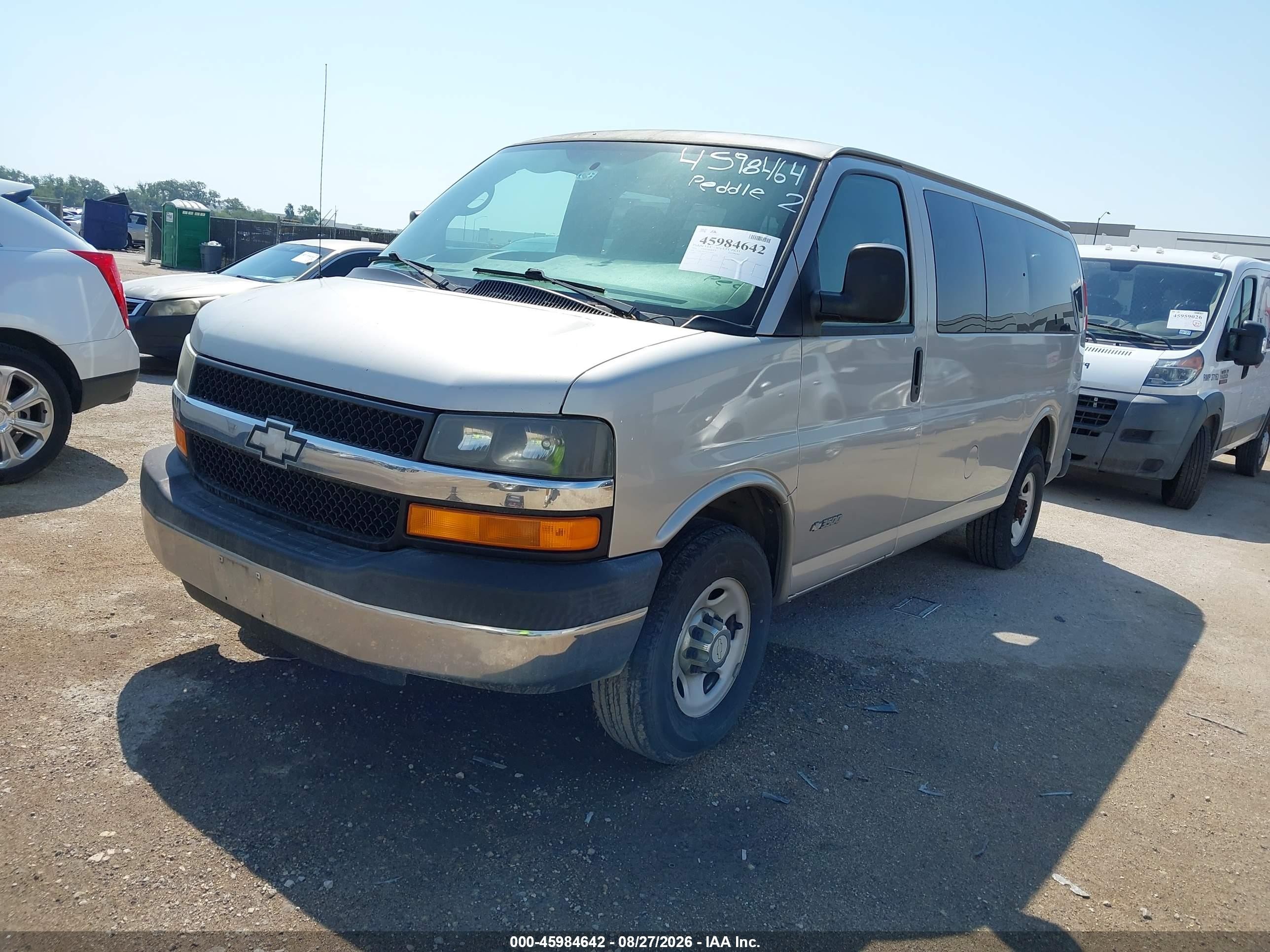 2006 Chevrolet Express Ls Gold vin: 1GAHG35U261193470
