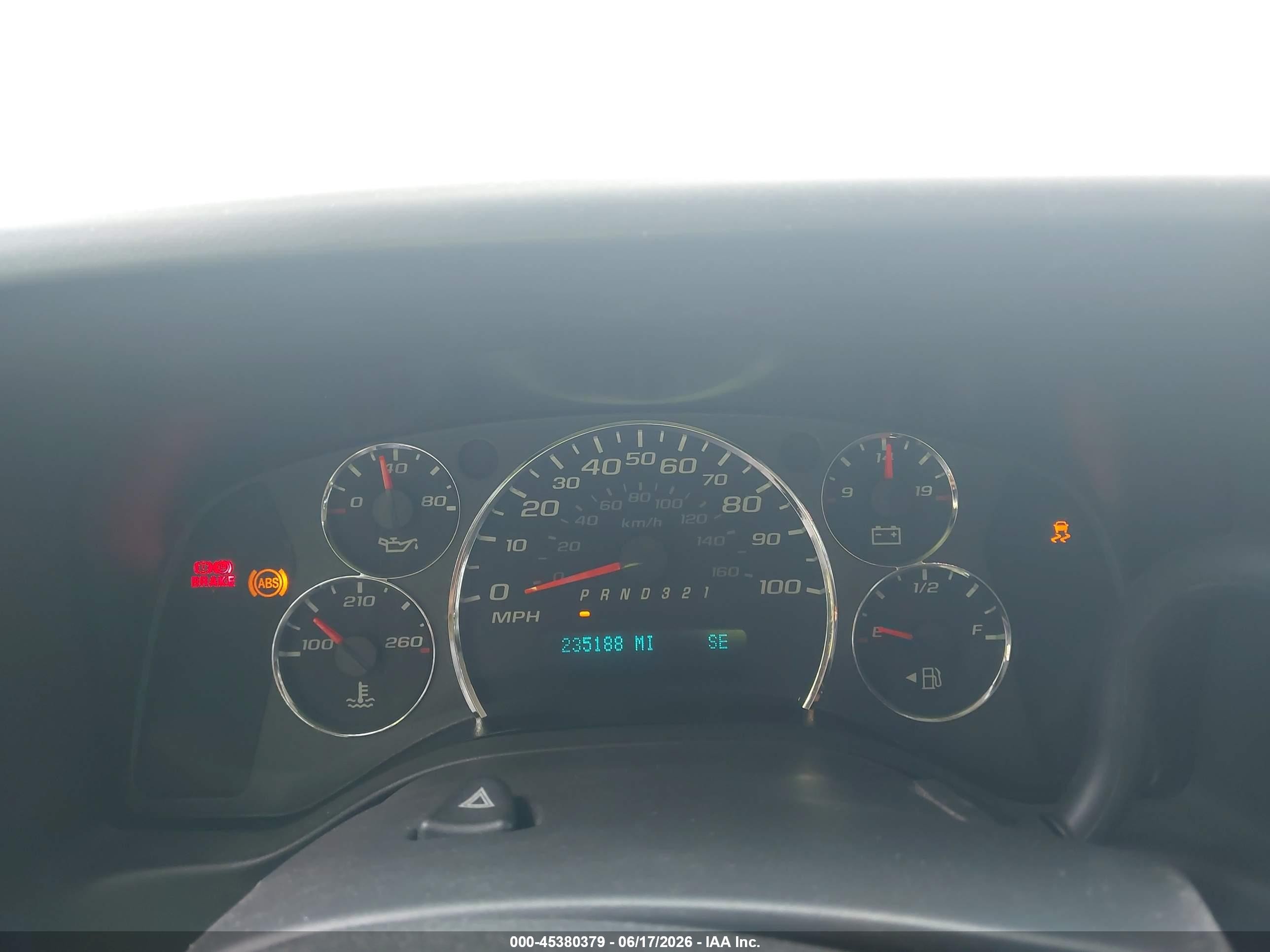 2008 Chevrolet Express Passenger Ls Белый vin: 1GAHG39K681226918