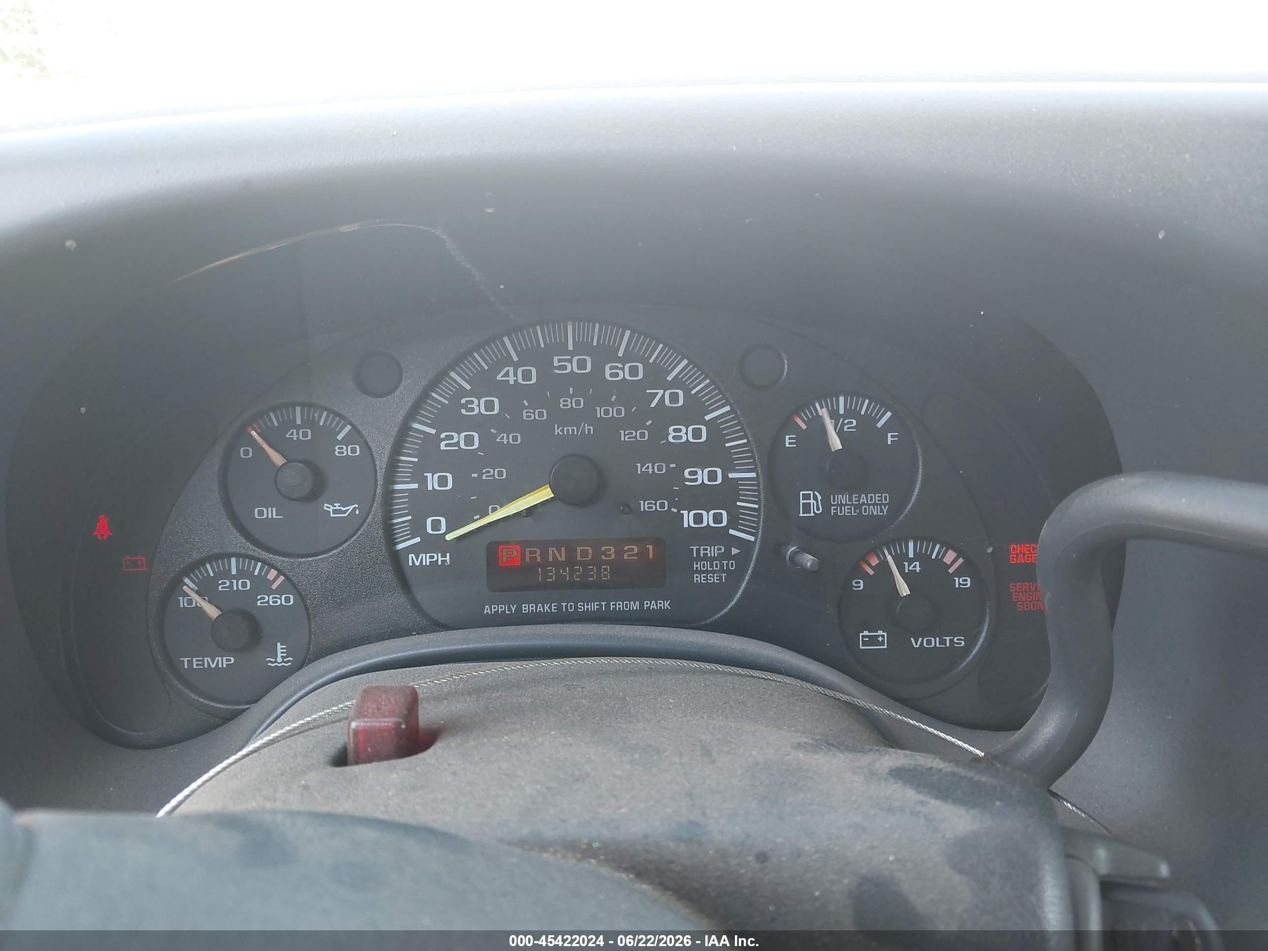 1998 Chevrolet Express Van G3500 White vin: 1GAHG39R1W1050211