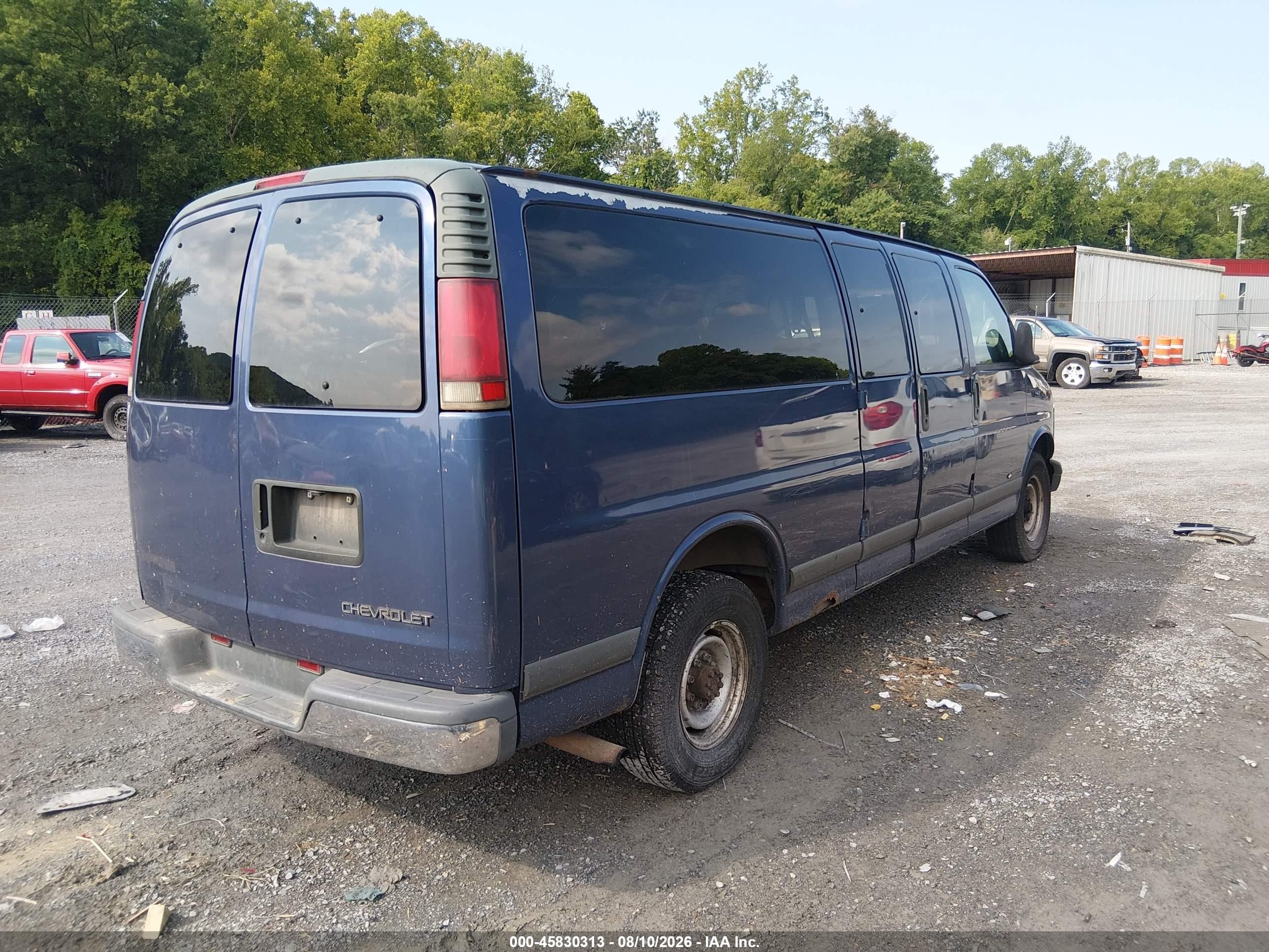 1997 Chevrolet Express Van G3500 Blue vin: 1GAHG39R8V1080899