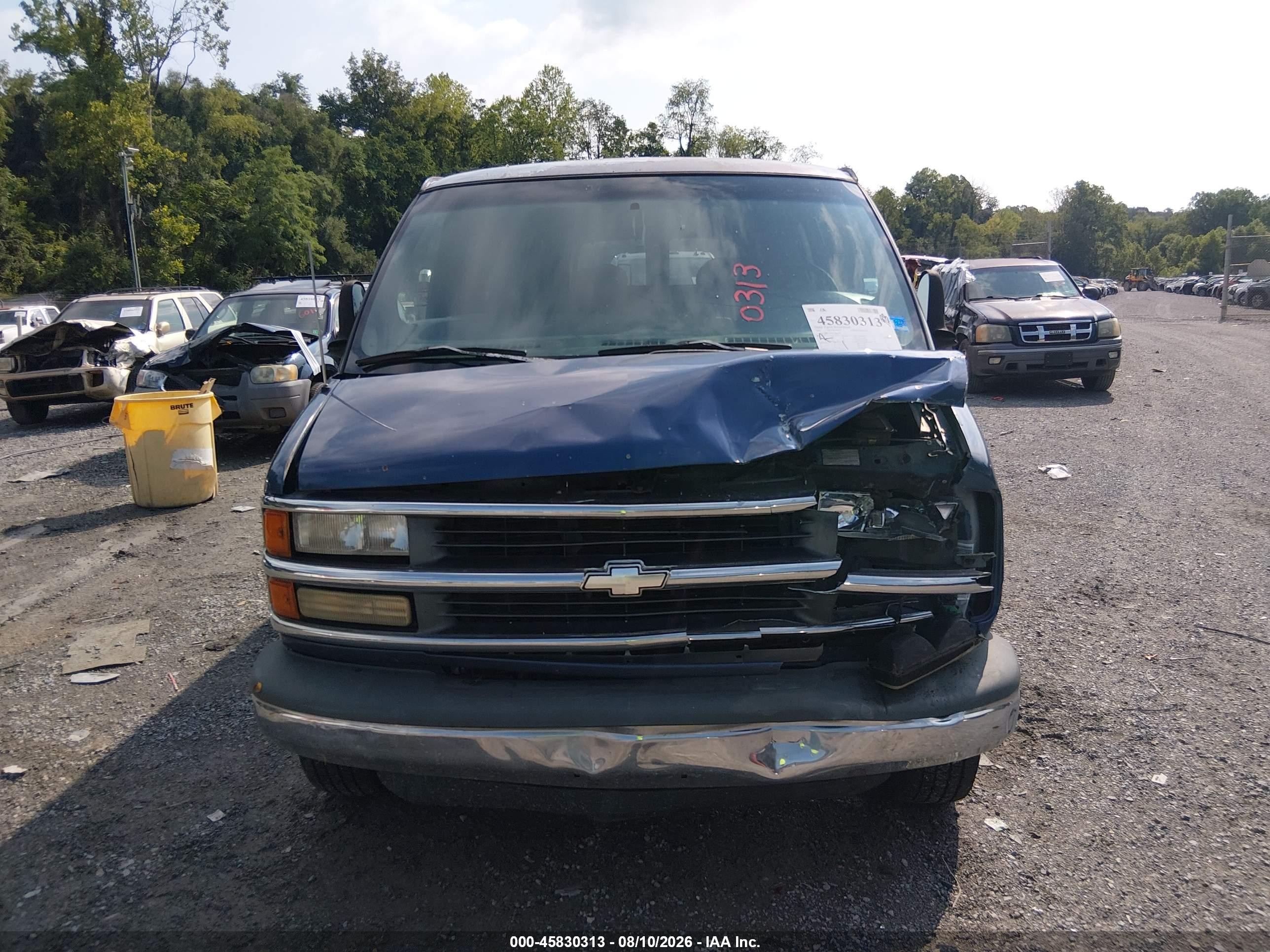1997 Chevrolet Express Van G3500 Blue vin: 1GAHG39R8V1080899