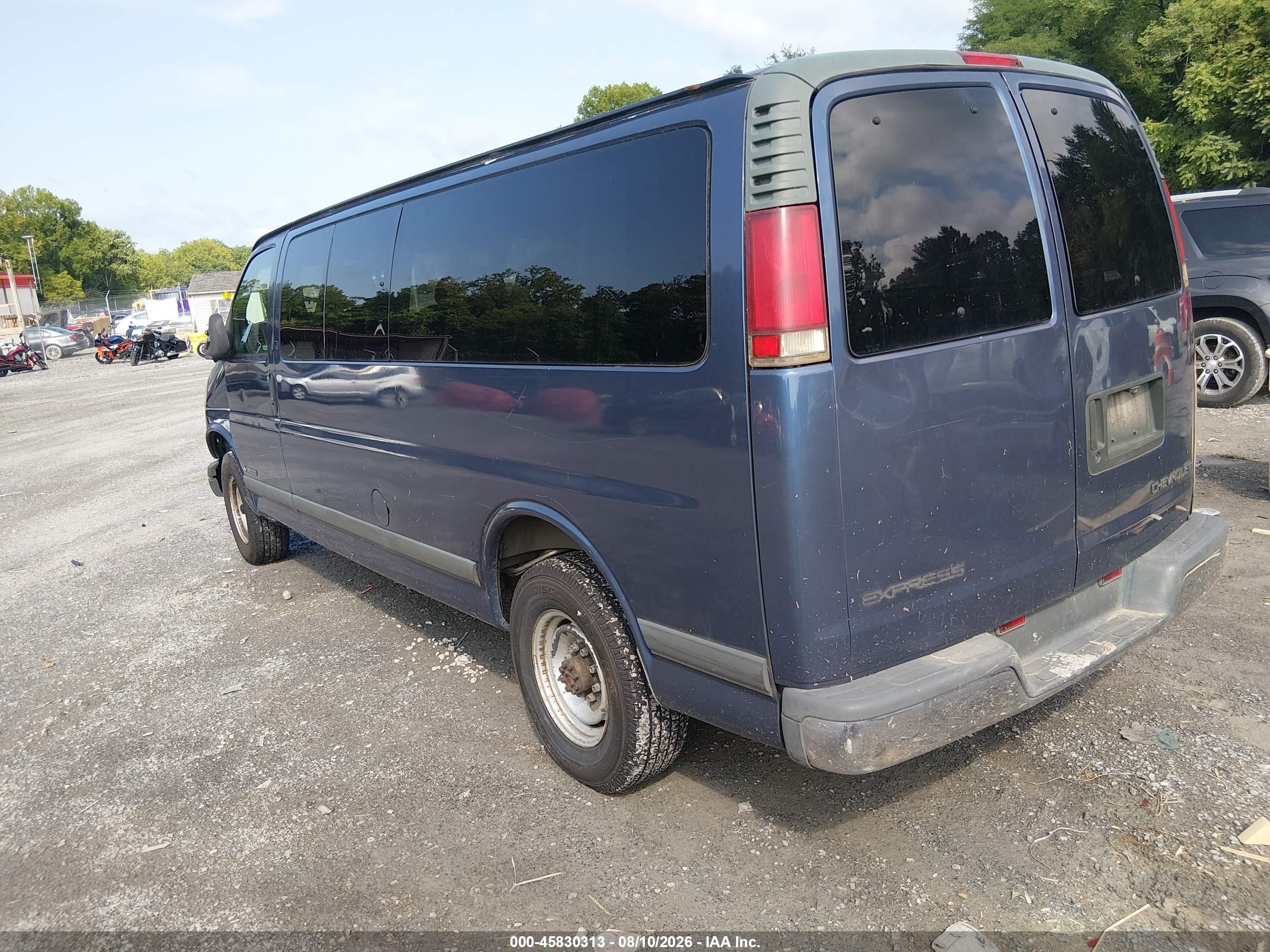 1997 Chevrolet Express Van G3500 Blue vin: 1GAHG39R8V1080899