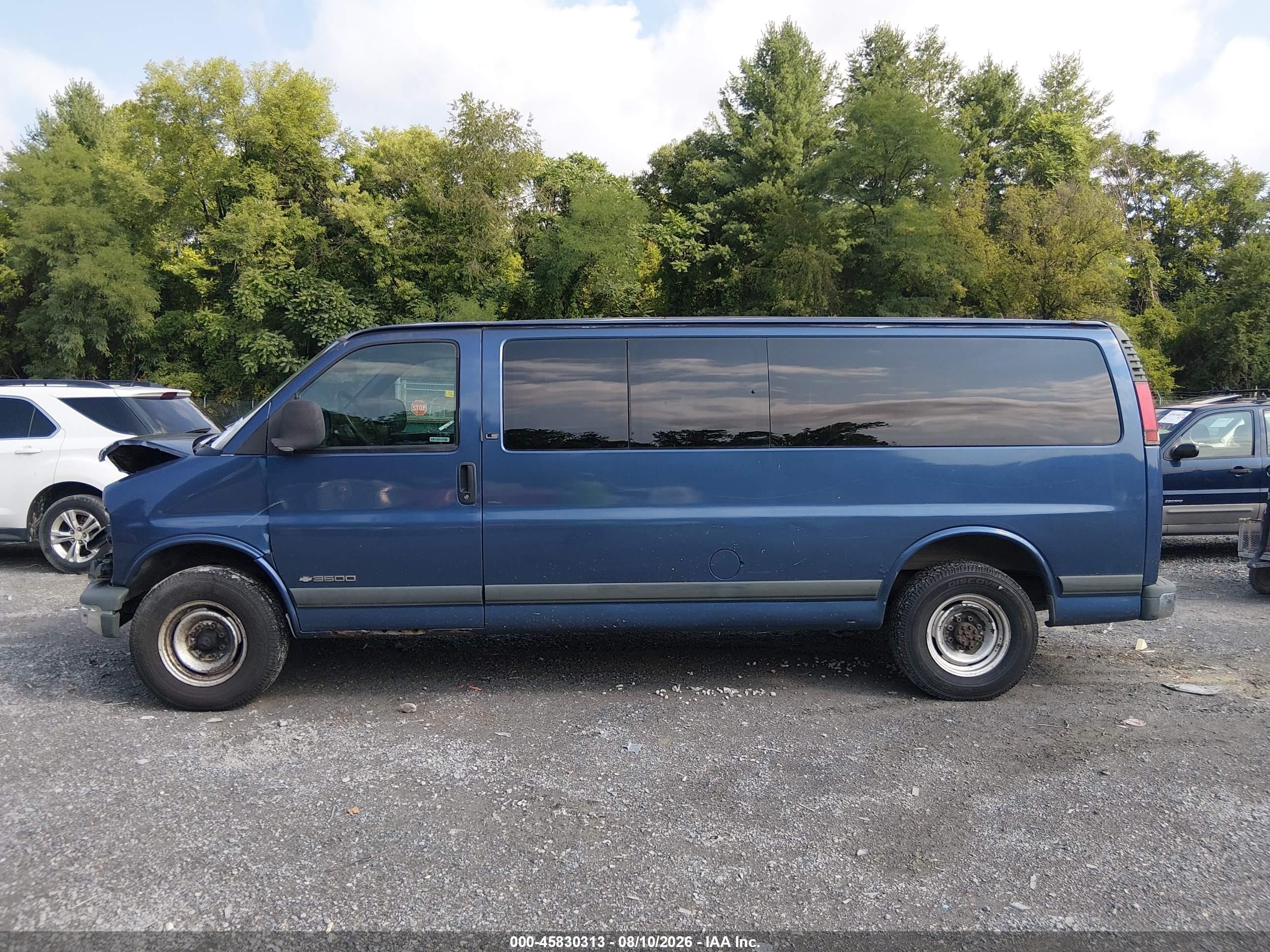 1997 Chevrolet Express Van G3500 Blue vin: 1GAHG39R8V1080899