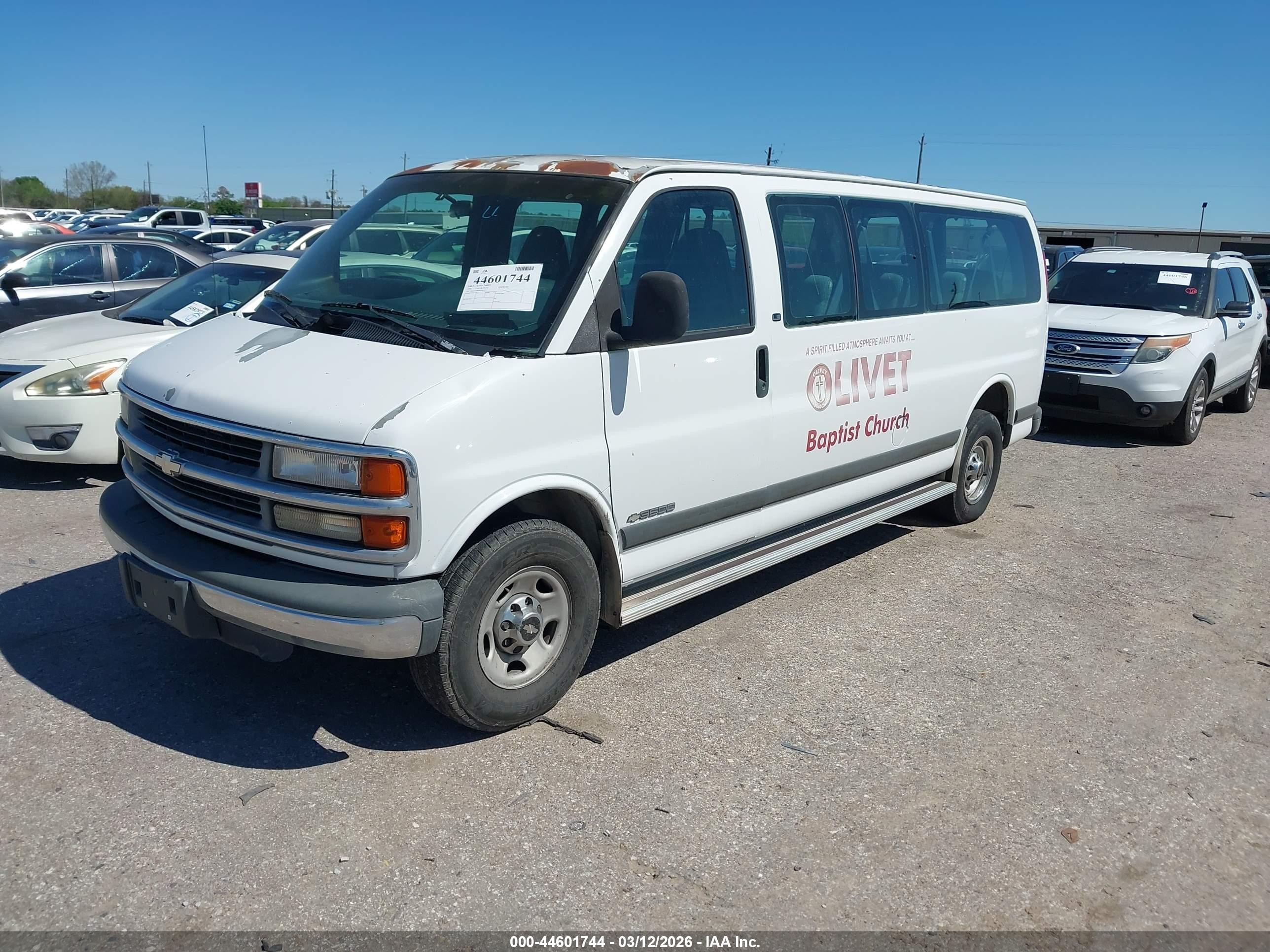 1998 Chevrolet Express   White vin: 1GAHG39R9W1007512