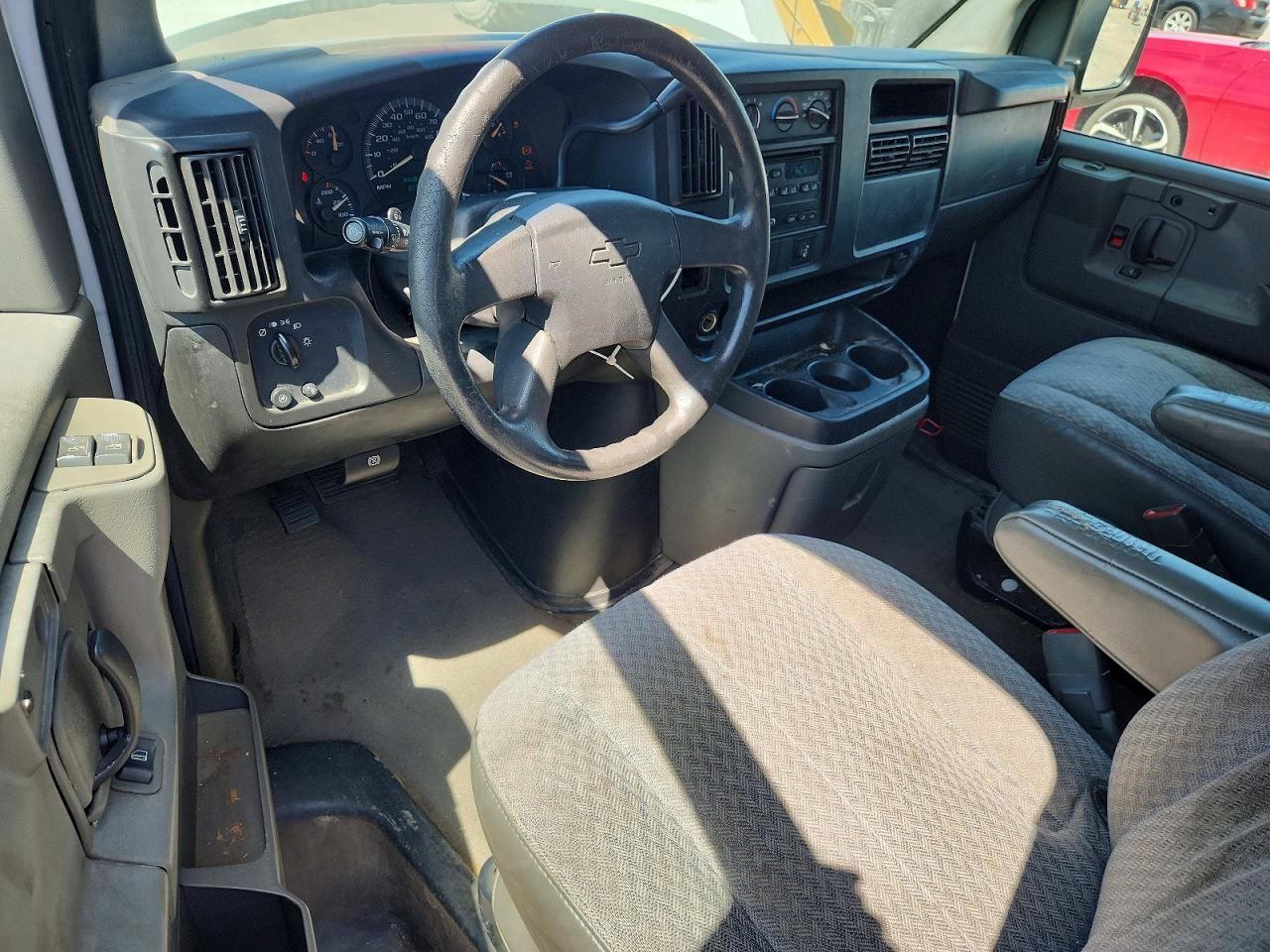 2007 Chevrolet Expresso White vin: 1GAHG39U371101665