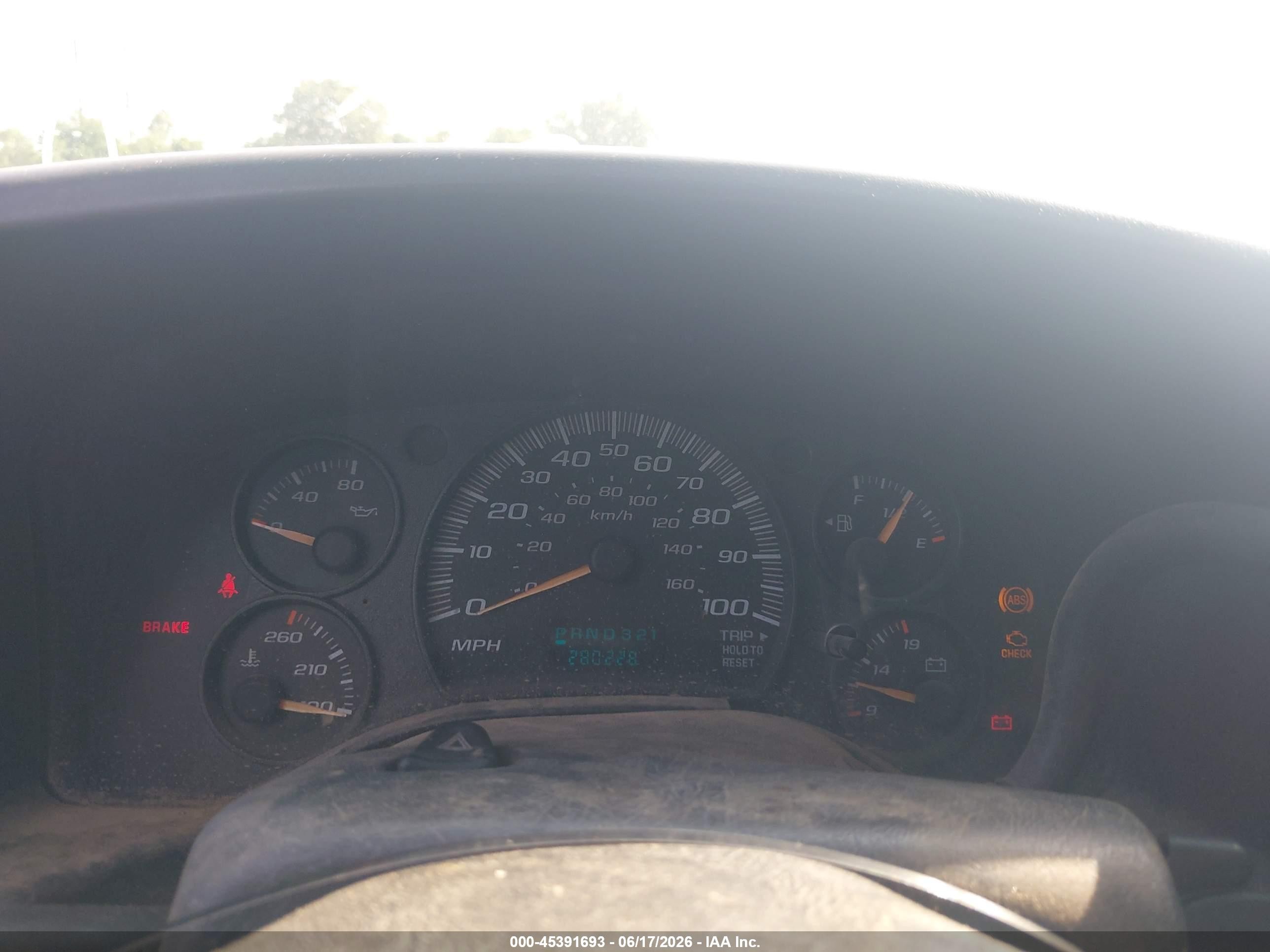 2007 Chevrolet Express Passenger Ls White vin: 1GAHG39U371126792