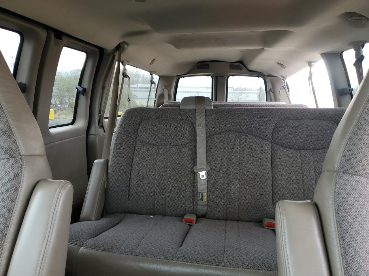 2005 Chevrolet Express G3500 Green vin: 1GAHG39U651214586