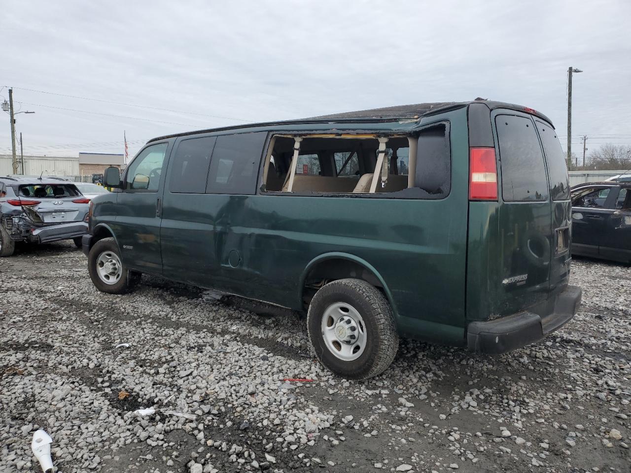 2005 Chevrolet Express G3500 Green vin: 1GAHG39U651214586