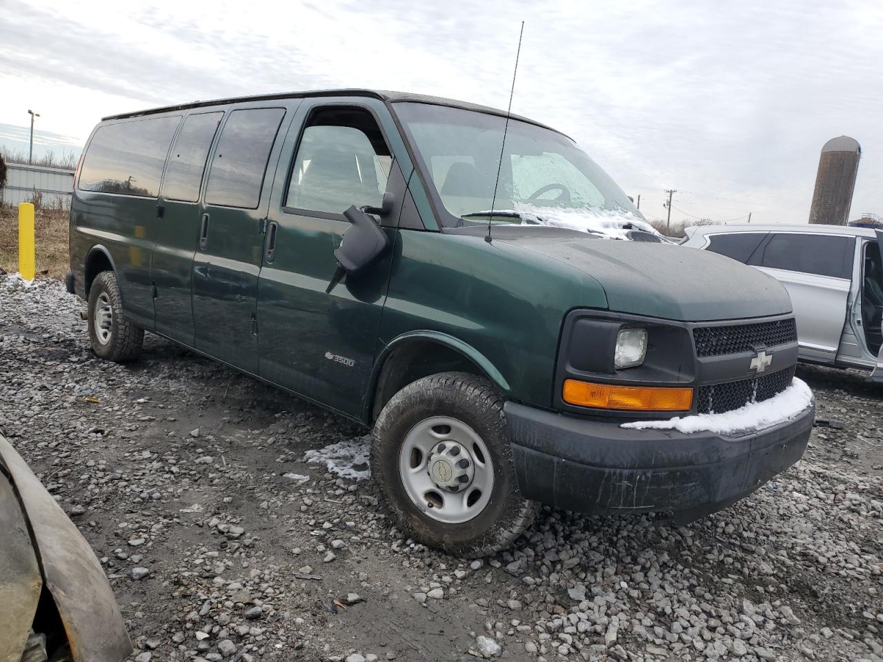 2005 Chevrolet Express G3500 Green vin: 1GAHG39U651214586