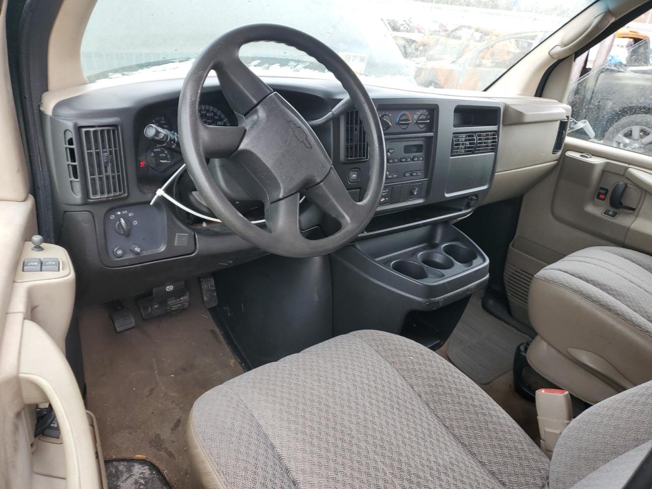 2005 Chevrolet Express G3500 Green vin: 1GAHG39U651214586