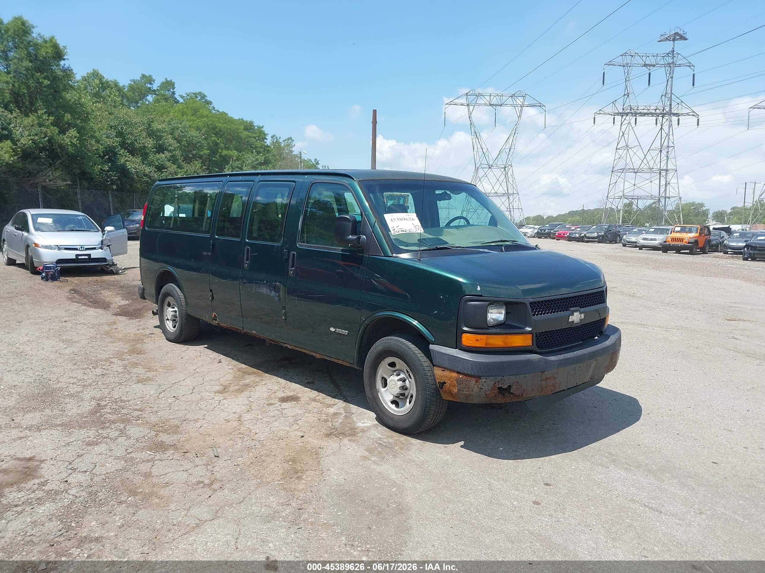 2005 Chevrolet Express   Green vin: 1GAHG39U851214167