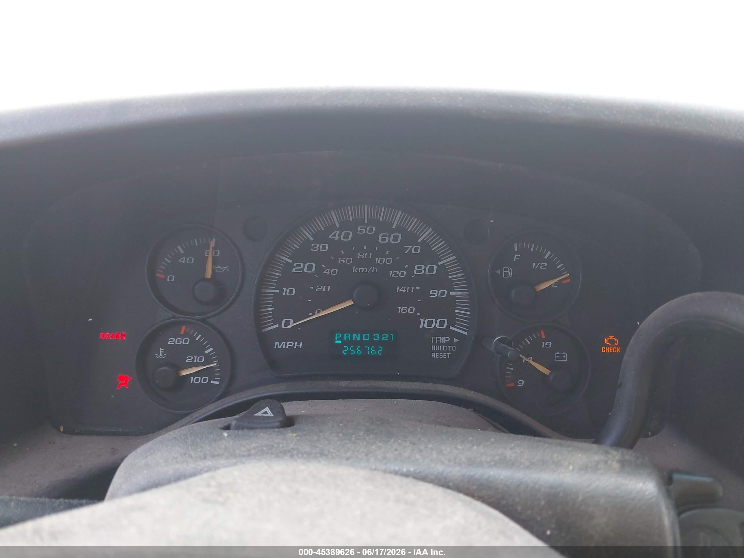 2005 Chevrolet Express   Green vin: 1GAHG39U851214167