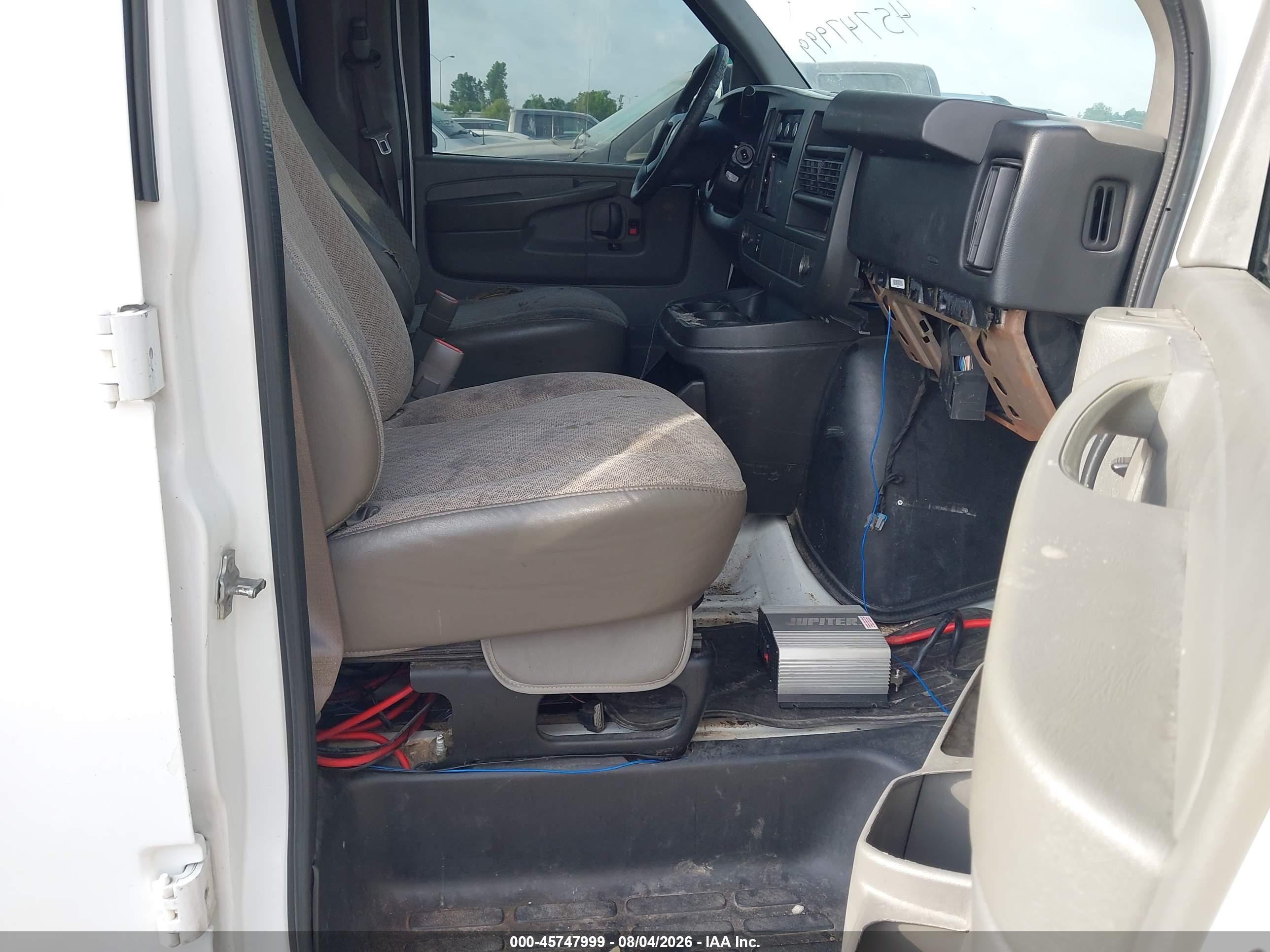 2014 Chevrolet Express 2500 Ls White vin: 1GAWGPFA0E1106487